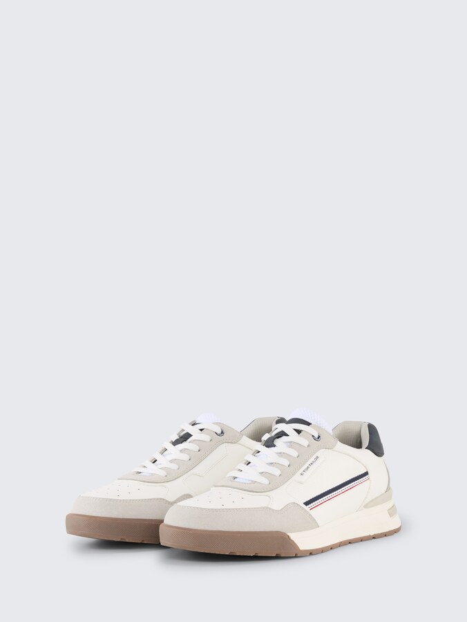 Sneakers van imitatieleer door Men, white