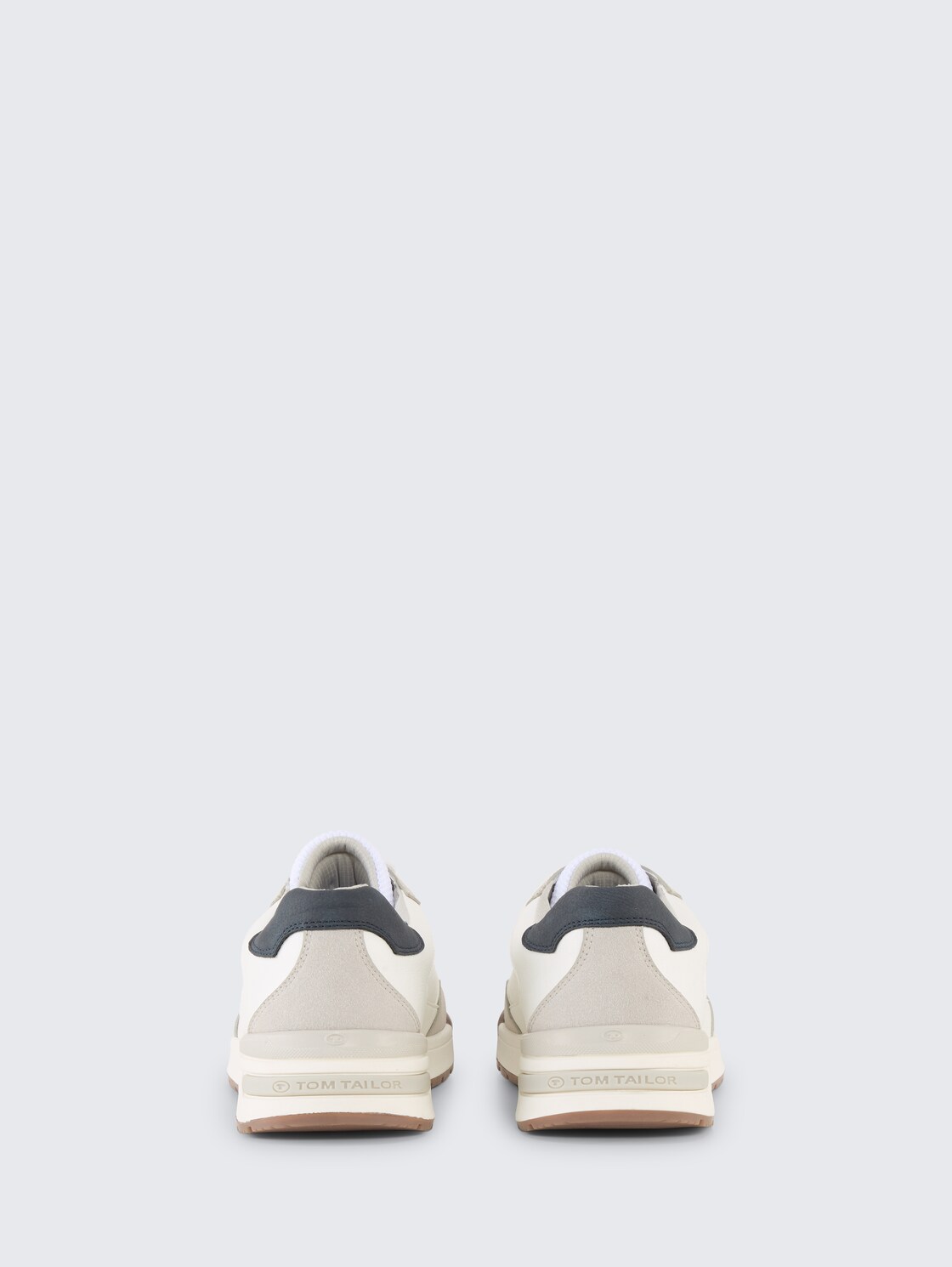 Sneaker aus Lederimitat - white - Produkt-Rückansicht