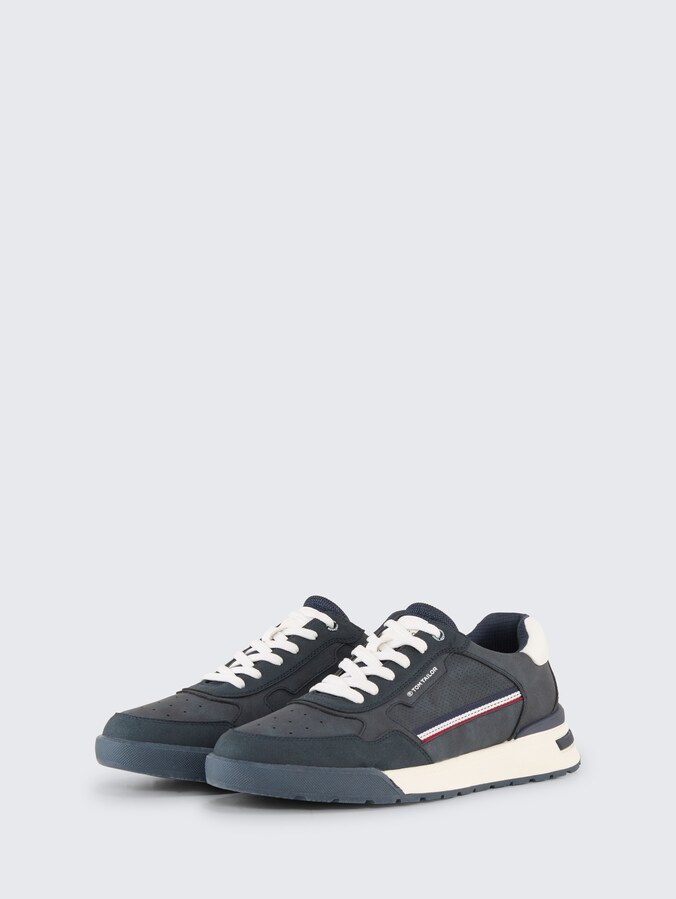 Sneakers van imitatieleer door Men, navy