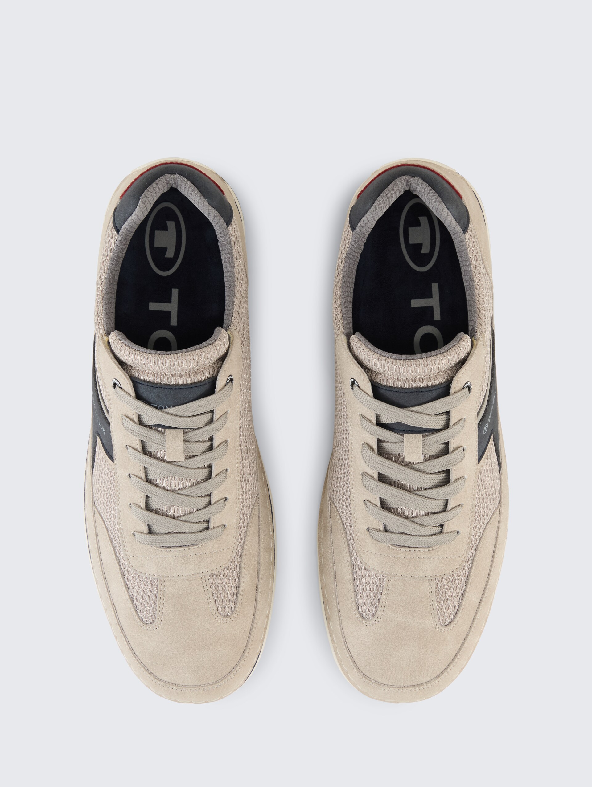 Sneaker mit Mesh-Einsätzen - stone - Produkt-Ansicht von oben 
