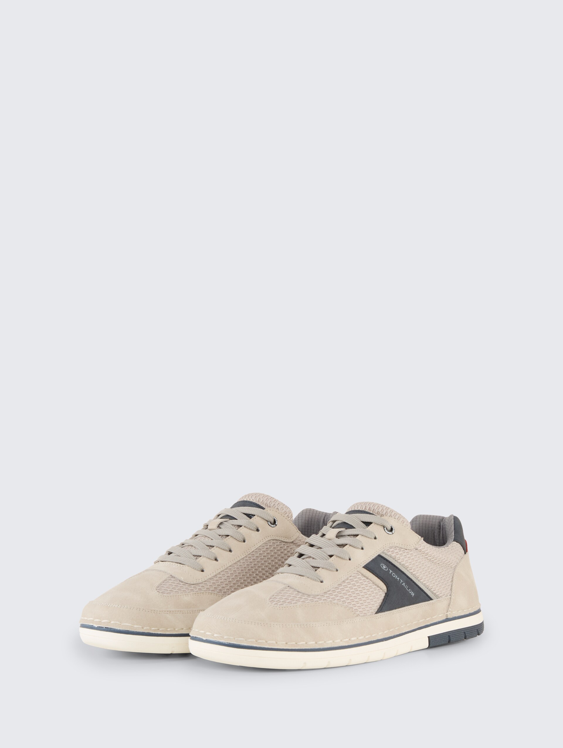 Sneaker mit Mesh-Einsätzen - stone - seitliche Produkt-Ansicht