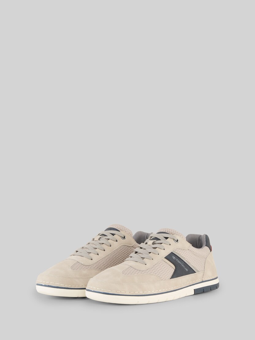 Sneaker mit Mesh-Einsätzen von Men, stone
