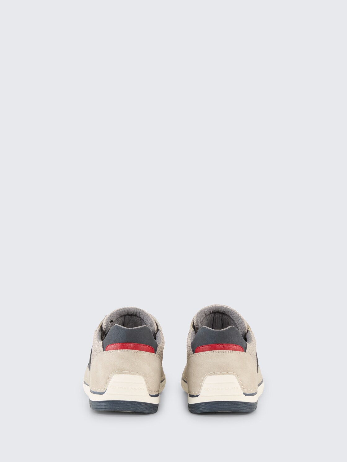 Sneaker mit Mesh-Einsätzen - stone - Produkt-Rückansicht