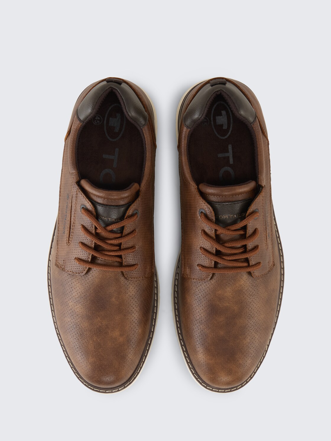 Schnürschuhe aus strukturiertem Lederimitat - rust - Produkt-Ansicht von oben 
