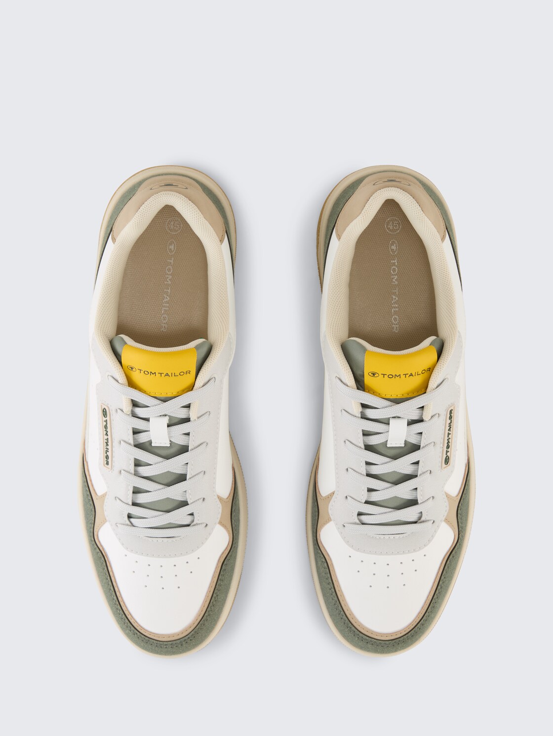 Sneaker mit Colour-Blocking - white-green - Produkt-Ansicht von oben 