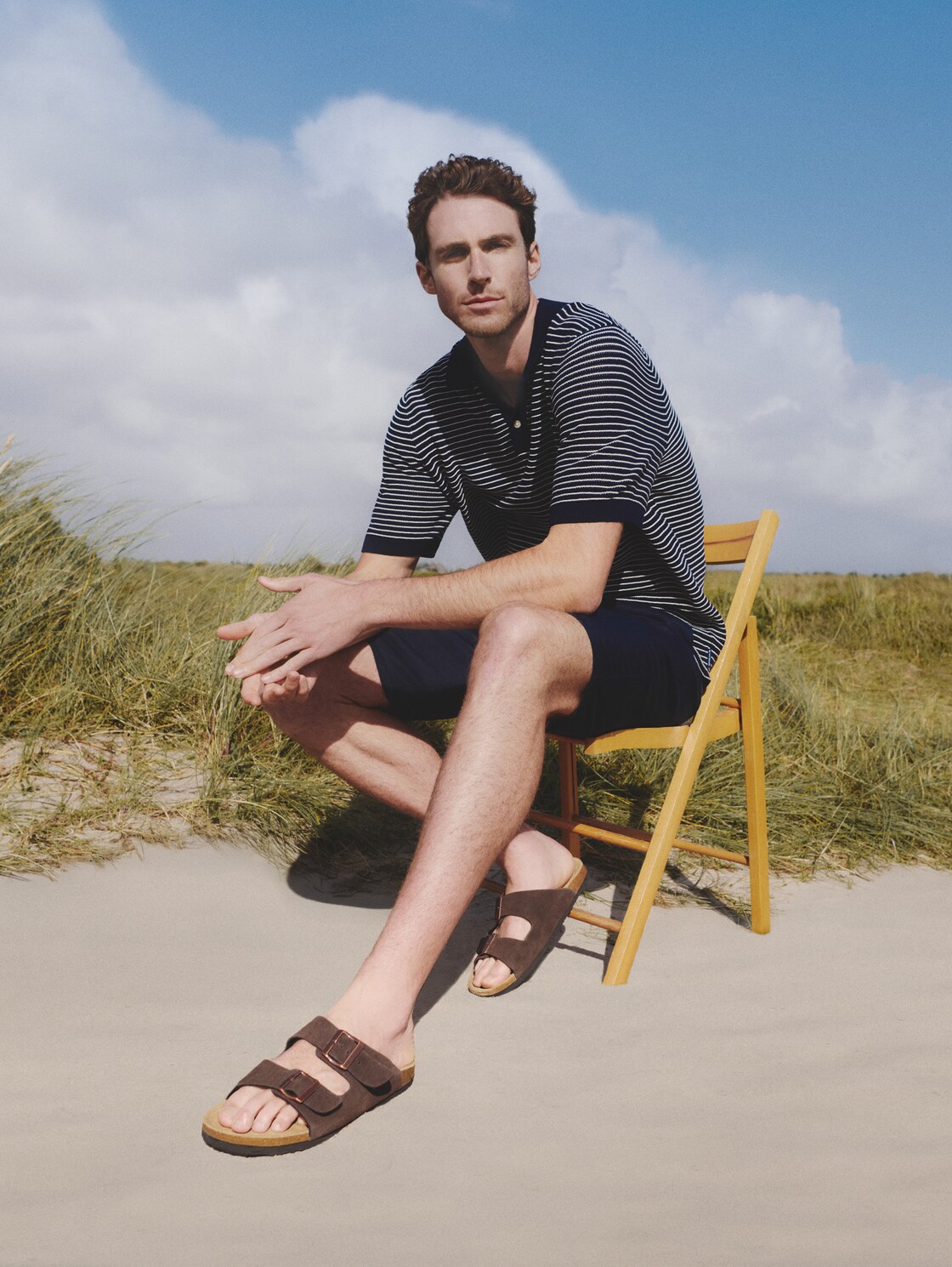 Flache Sandalen mit Kork Sohle - beige