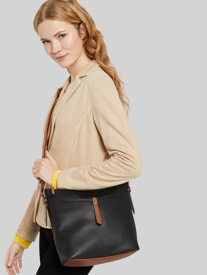 TTNOVARA M Umhängetasche mit Außenfach von Women, schwarz / black
