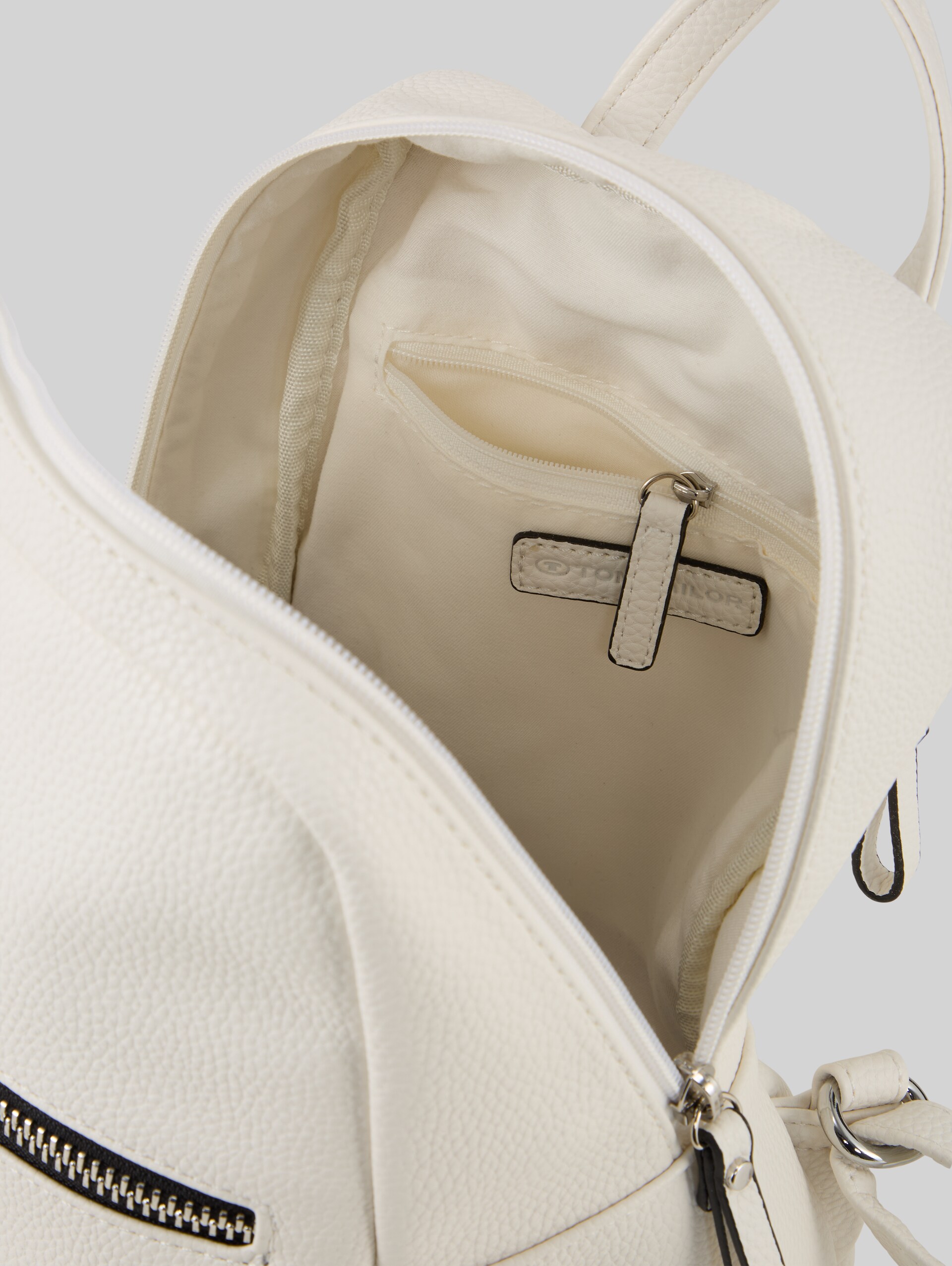 TTTINNA Rucksack aus Lederimitat - white - seitliche Produkt-Ansicht 