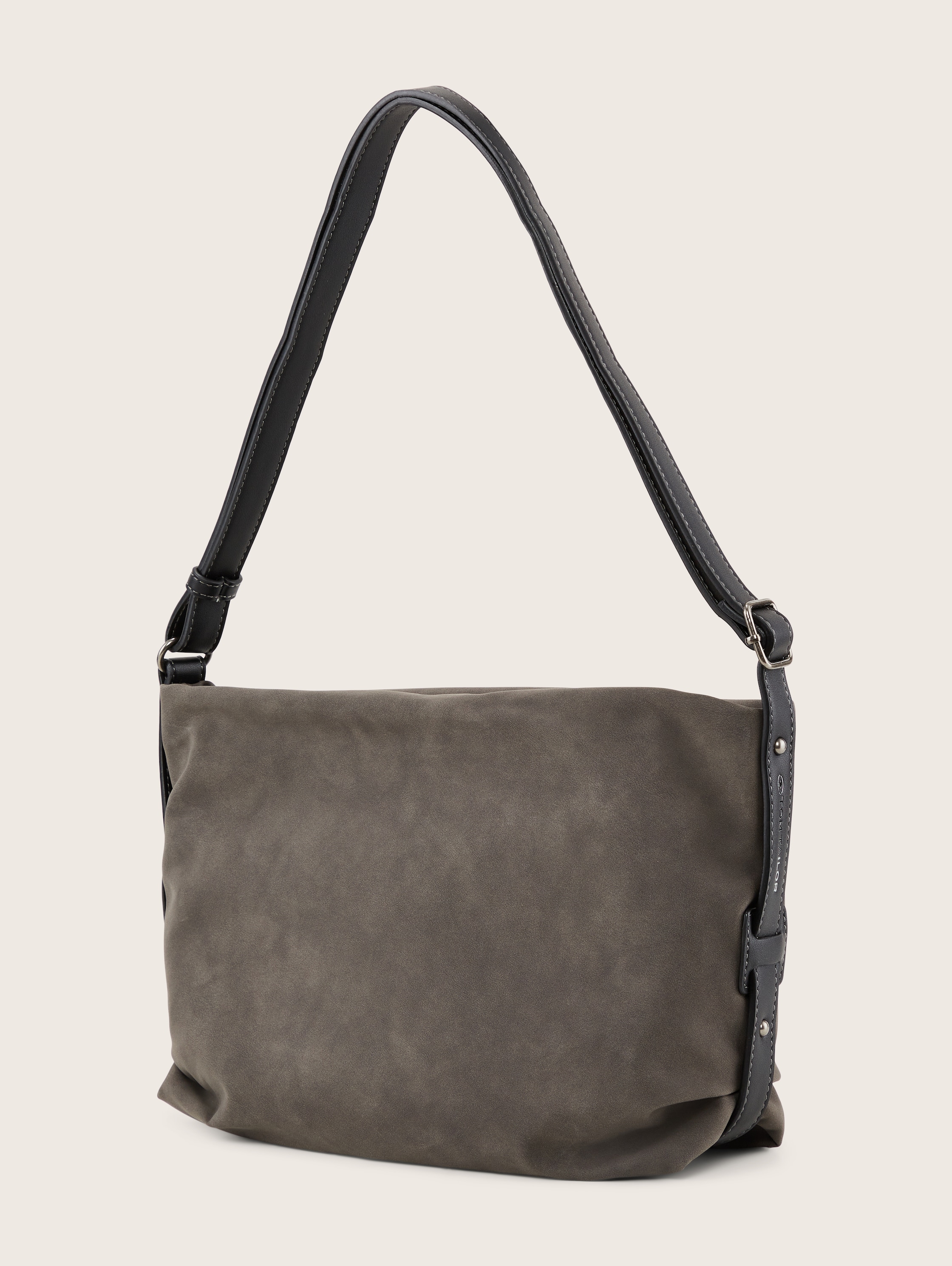 Gila Umhängetasche aus Nubukimitat - dark grey - seitliche Produkt-Ansicht 