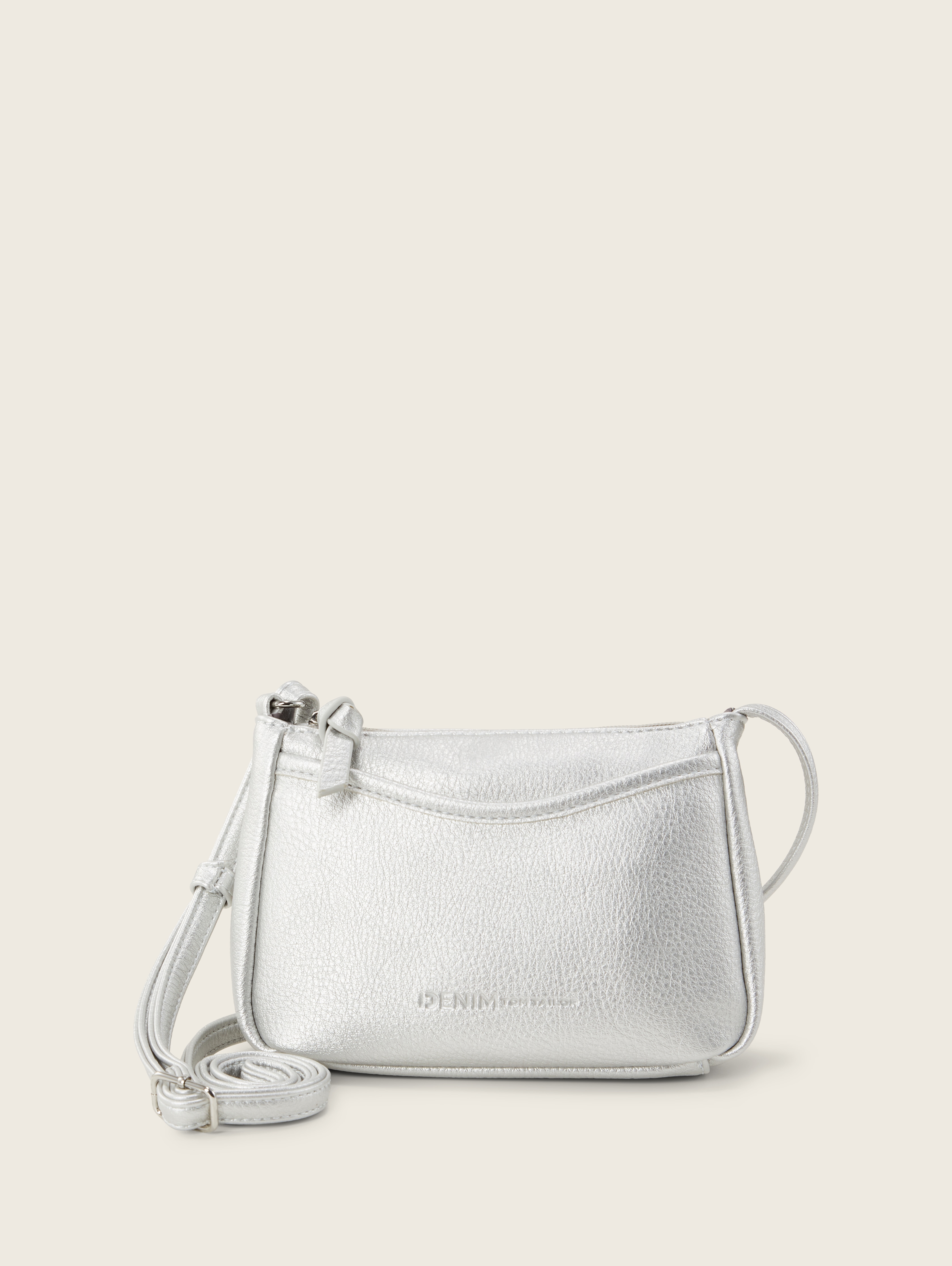 TTCILIA S Umhängetasche aus Lederimitat von Denim Female, silber / silver