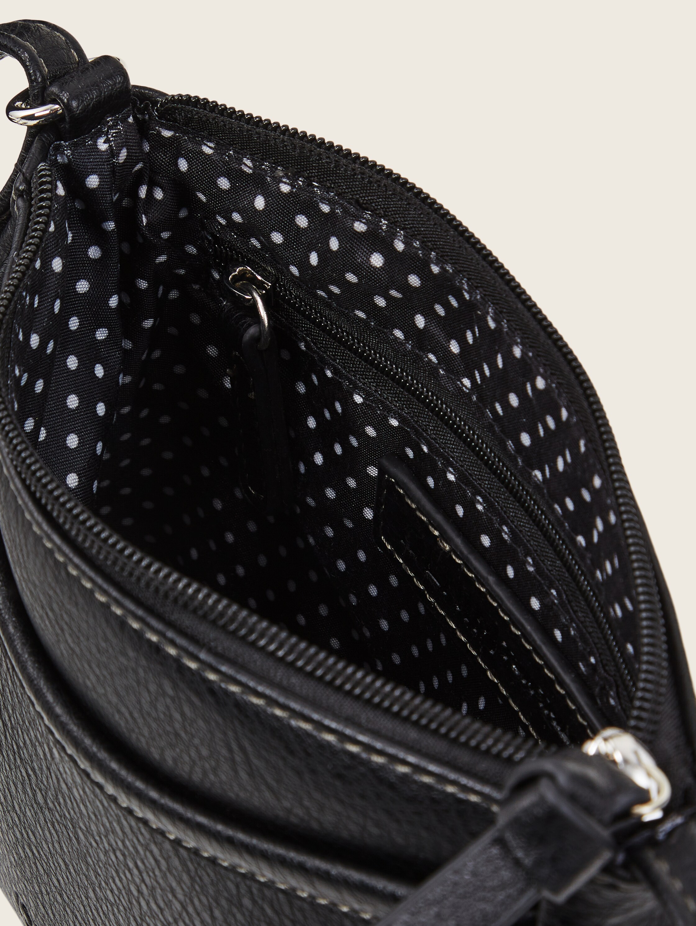 TTCILIA S shoulder bag in faux leather - schwarz_black - 
