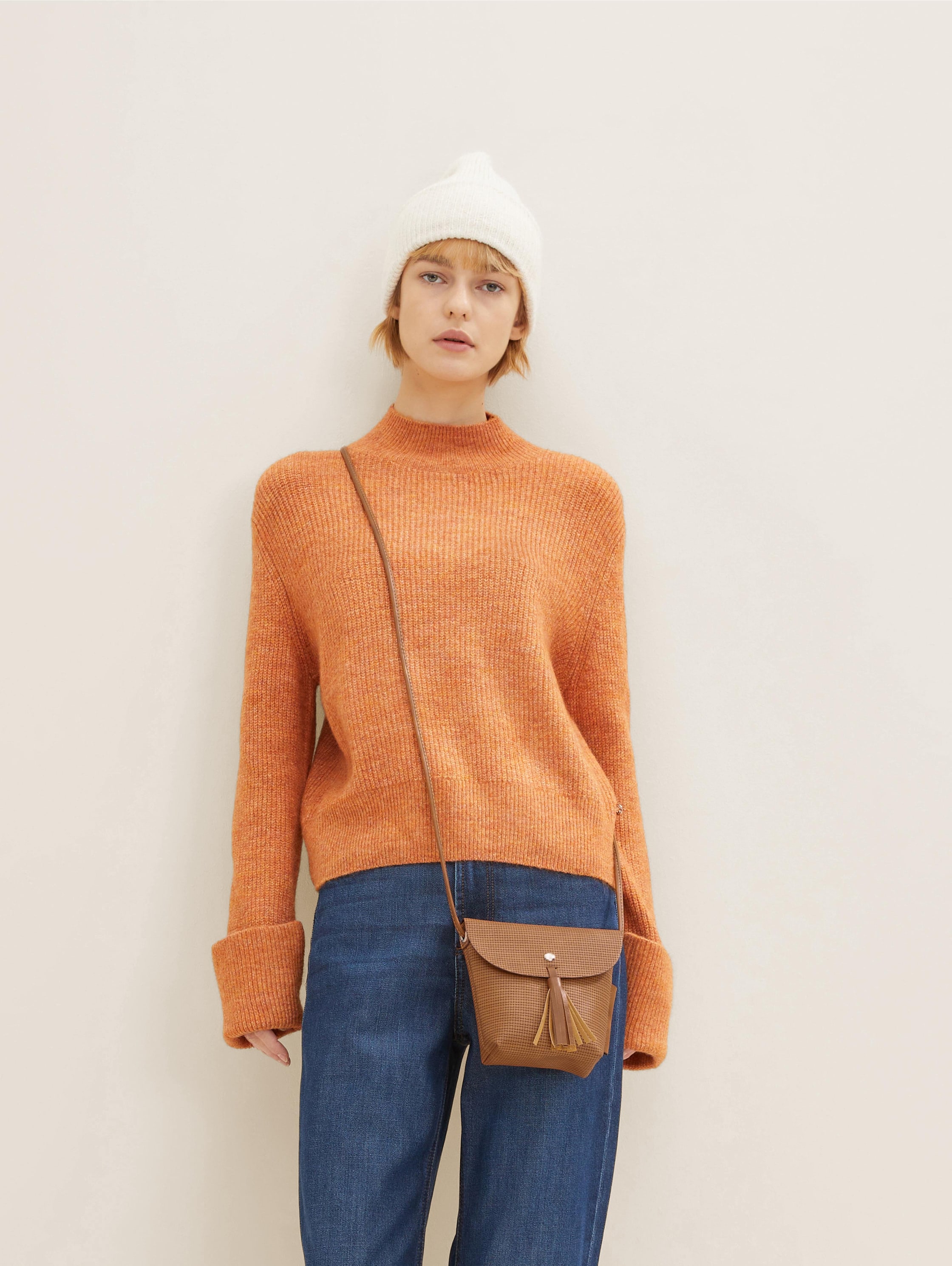 Geweefde kleine flaptas met magnetische sluiting IDA - cognac / brandy