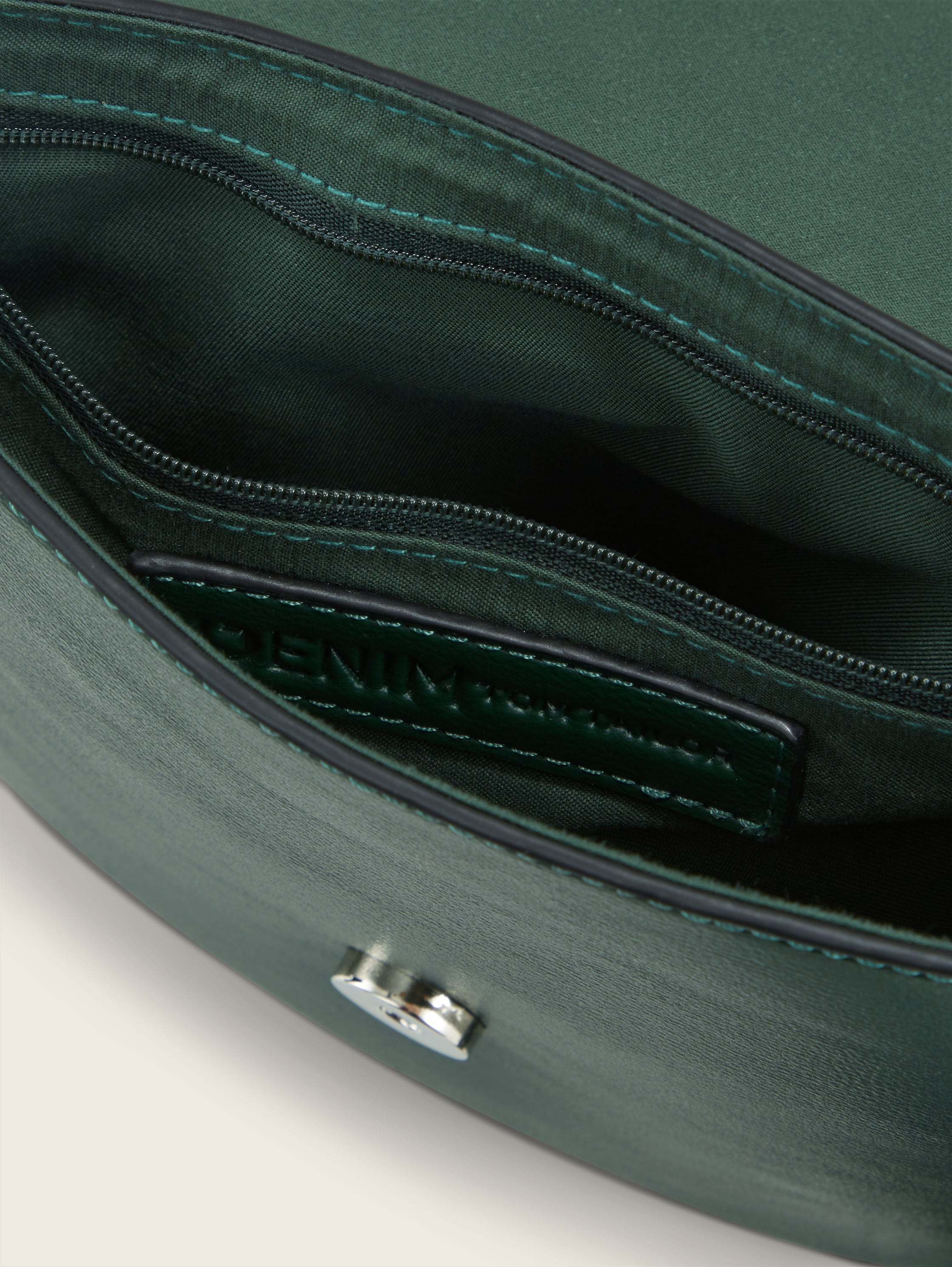 Milena Umhängetasche - grün / green - seitliche Produkt-Ansicht 