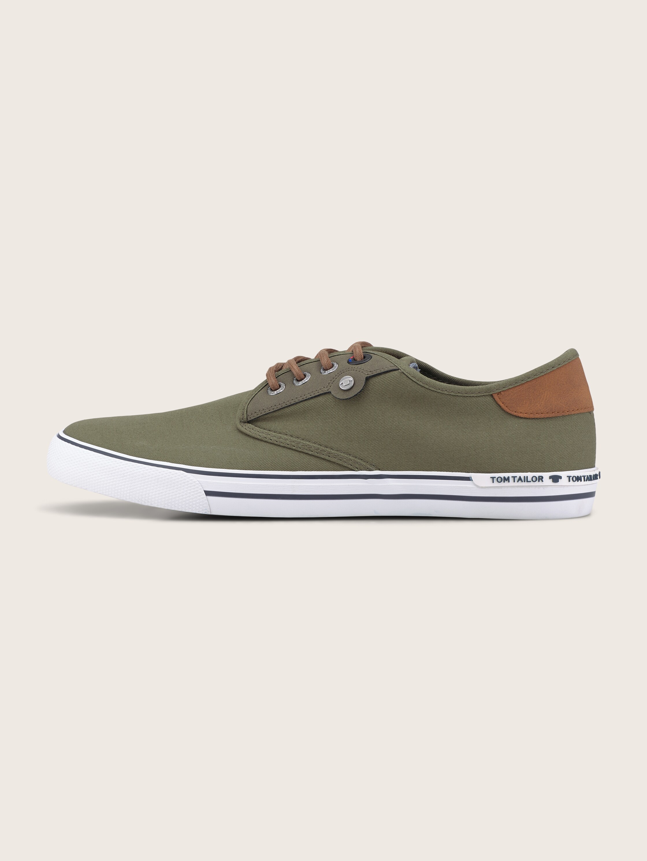 Sneaker mit Logo-Print - khaki