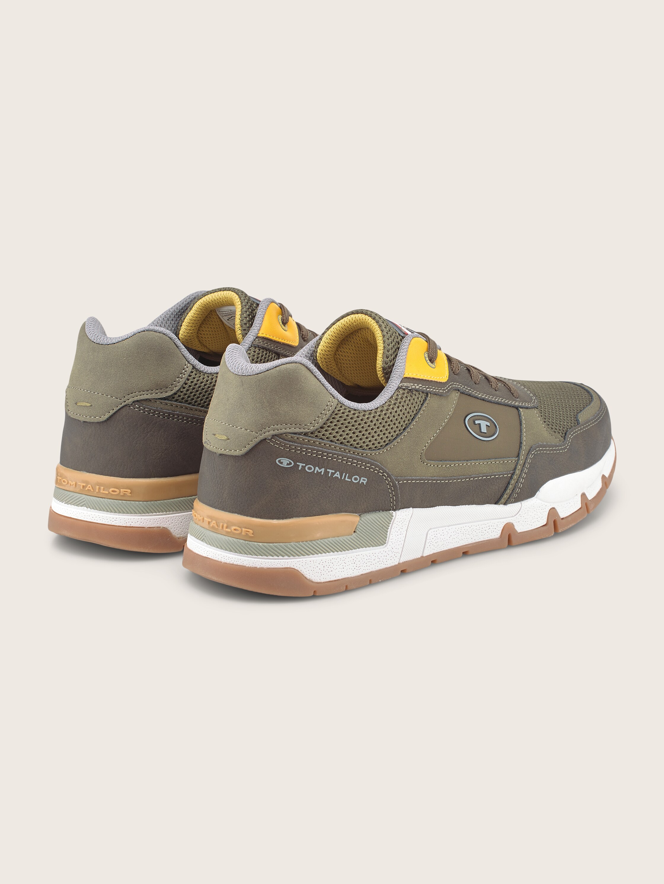 Sneaker mit hoher Sohle - khaki