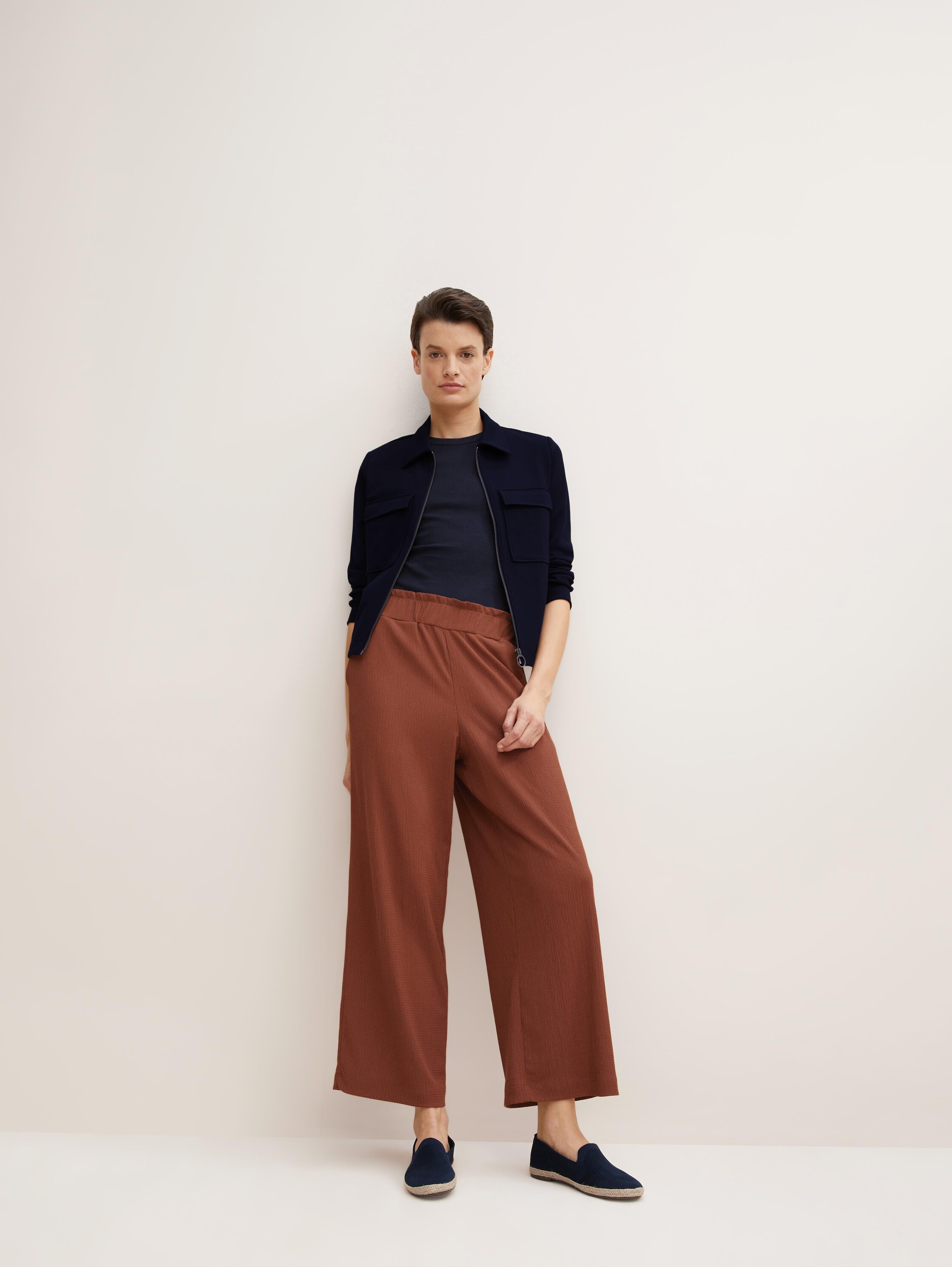 geflochtener Slipper mit Netzmuster - navy