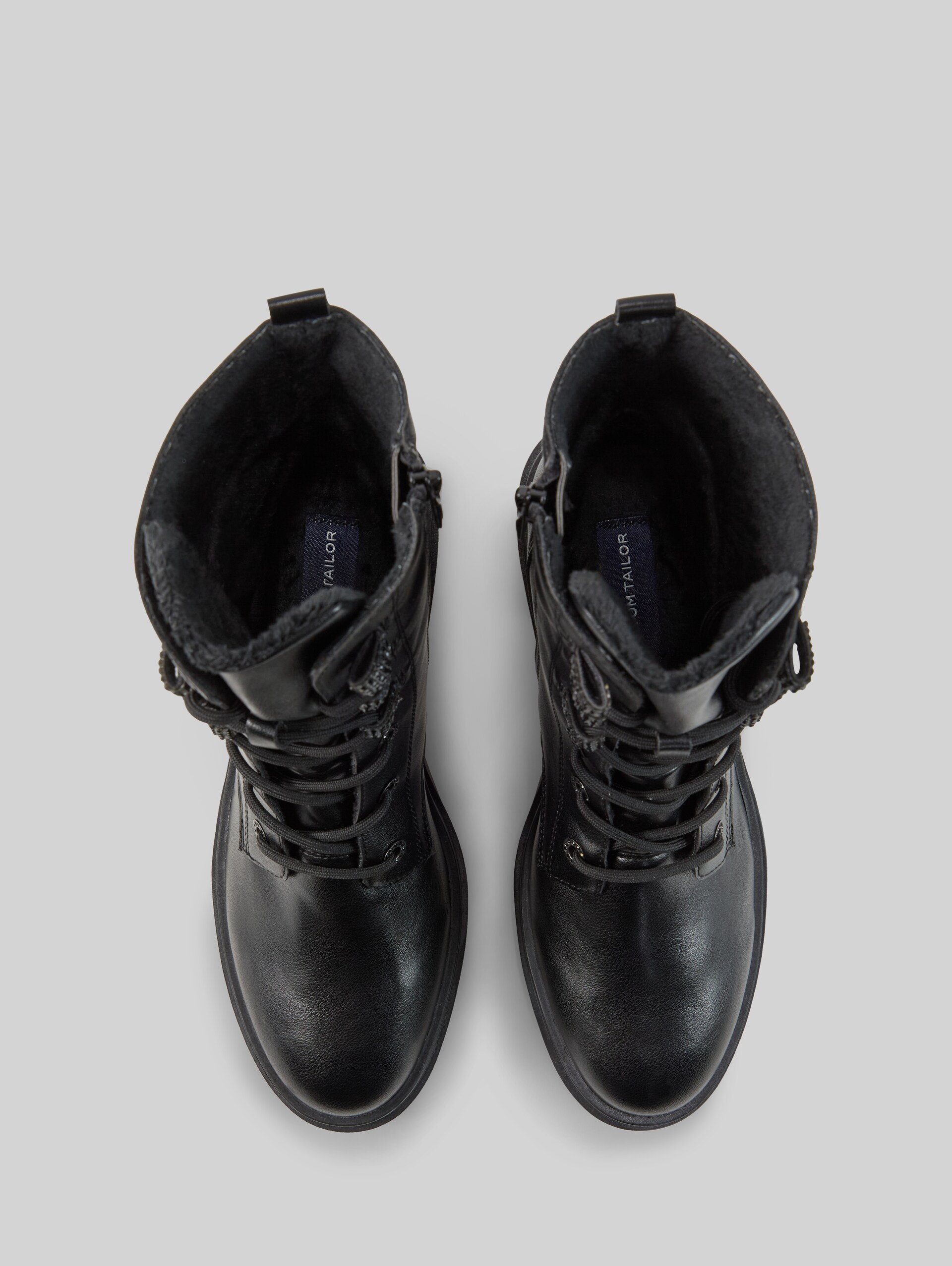 Gefütterte Stiefel mit Blockabsatz - black - Produkt-Ansicht von oben 