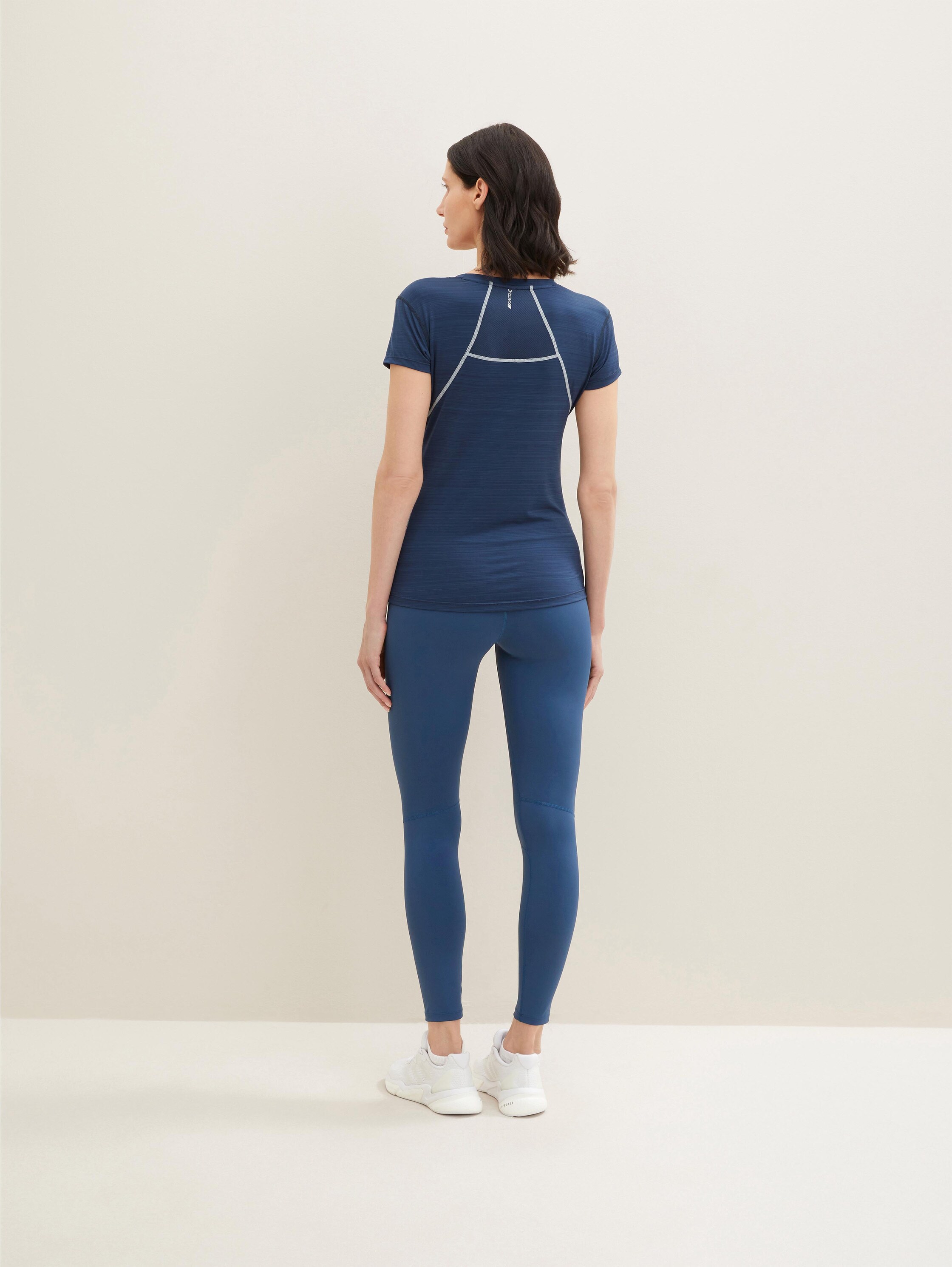 Kurzärmliges Sport-Funktionsshirt - 4