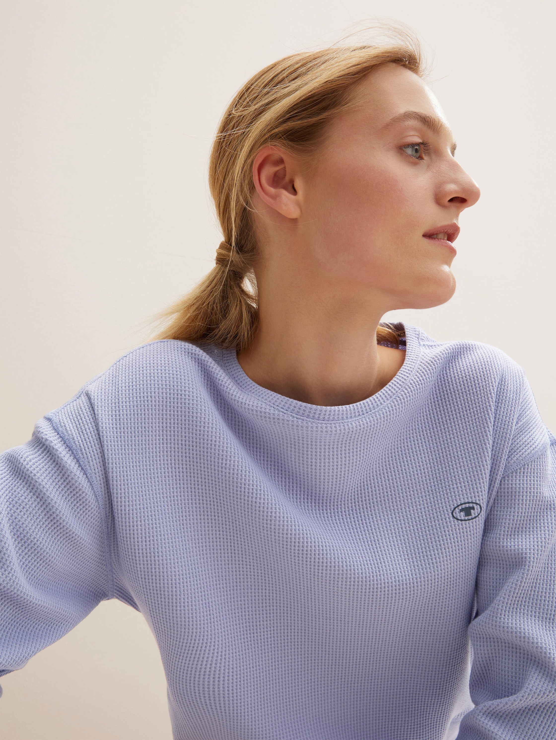 Ademend sweatshirt - lavendel - Detailaanzicht model