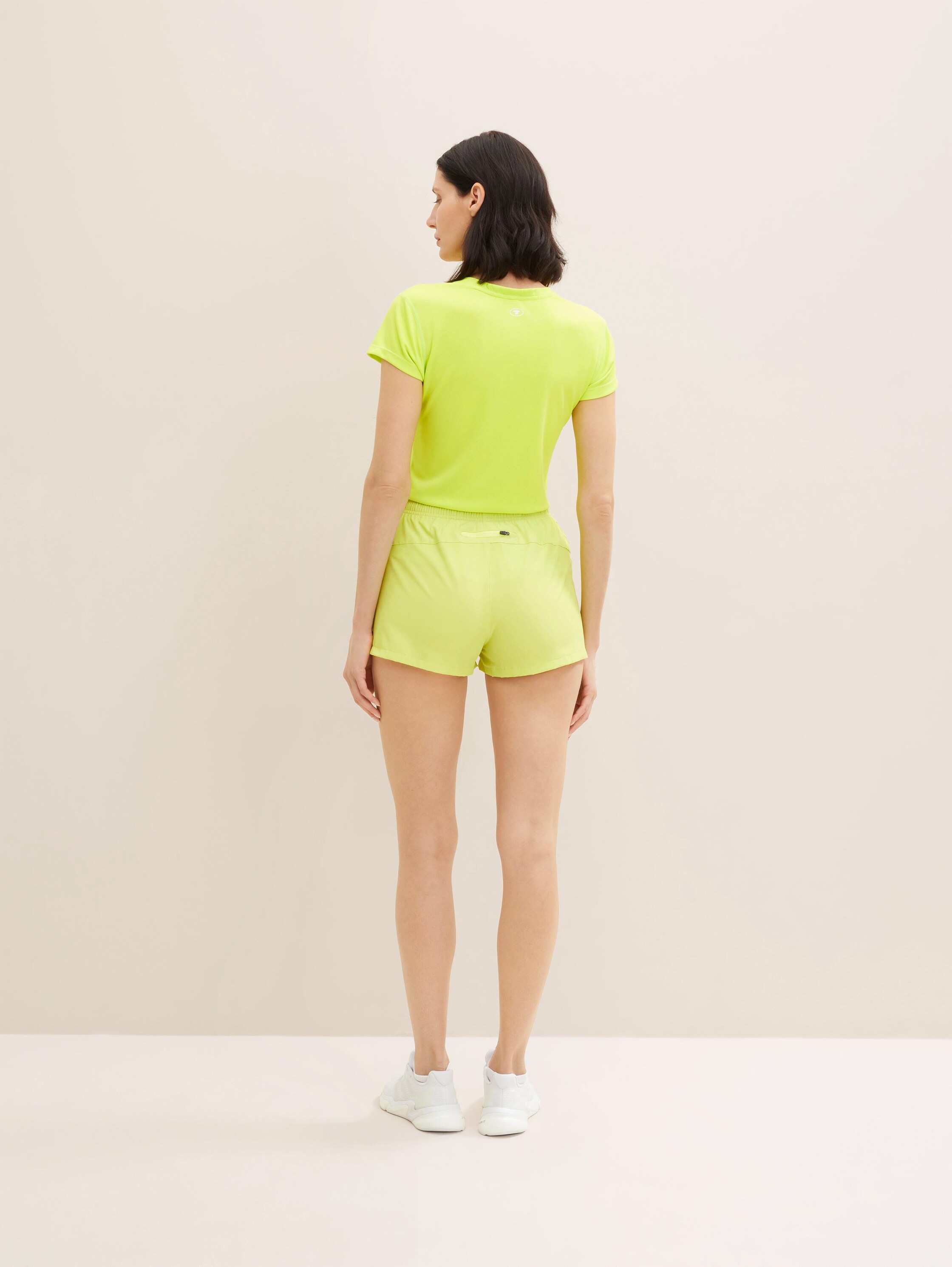 Atmungsaktive Sport-Shorts mit Kordelzug - 3