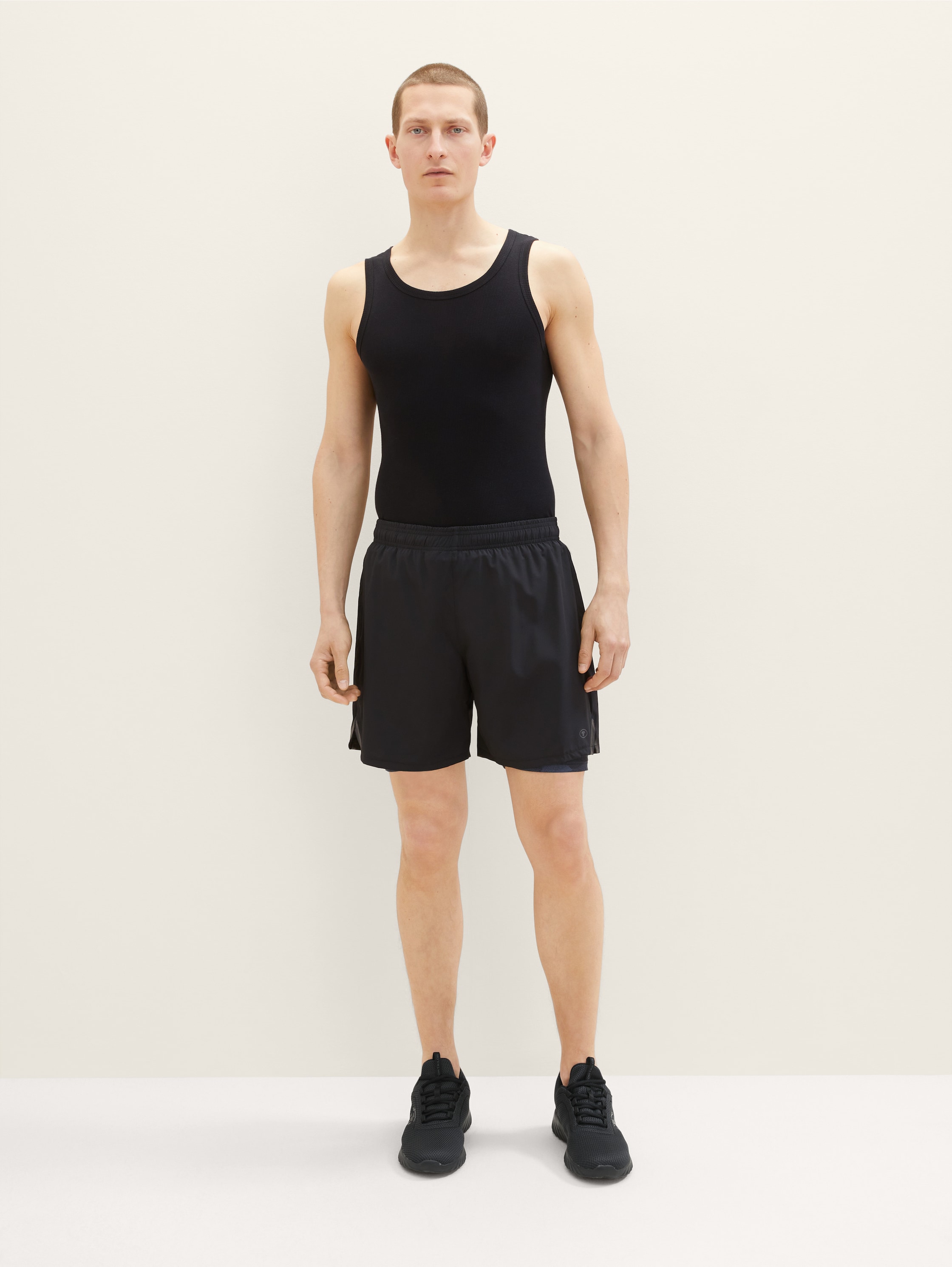 2-in-1 sports shorts - Black/Black