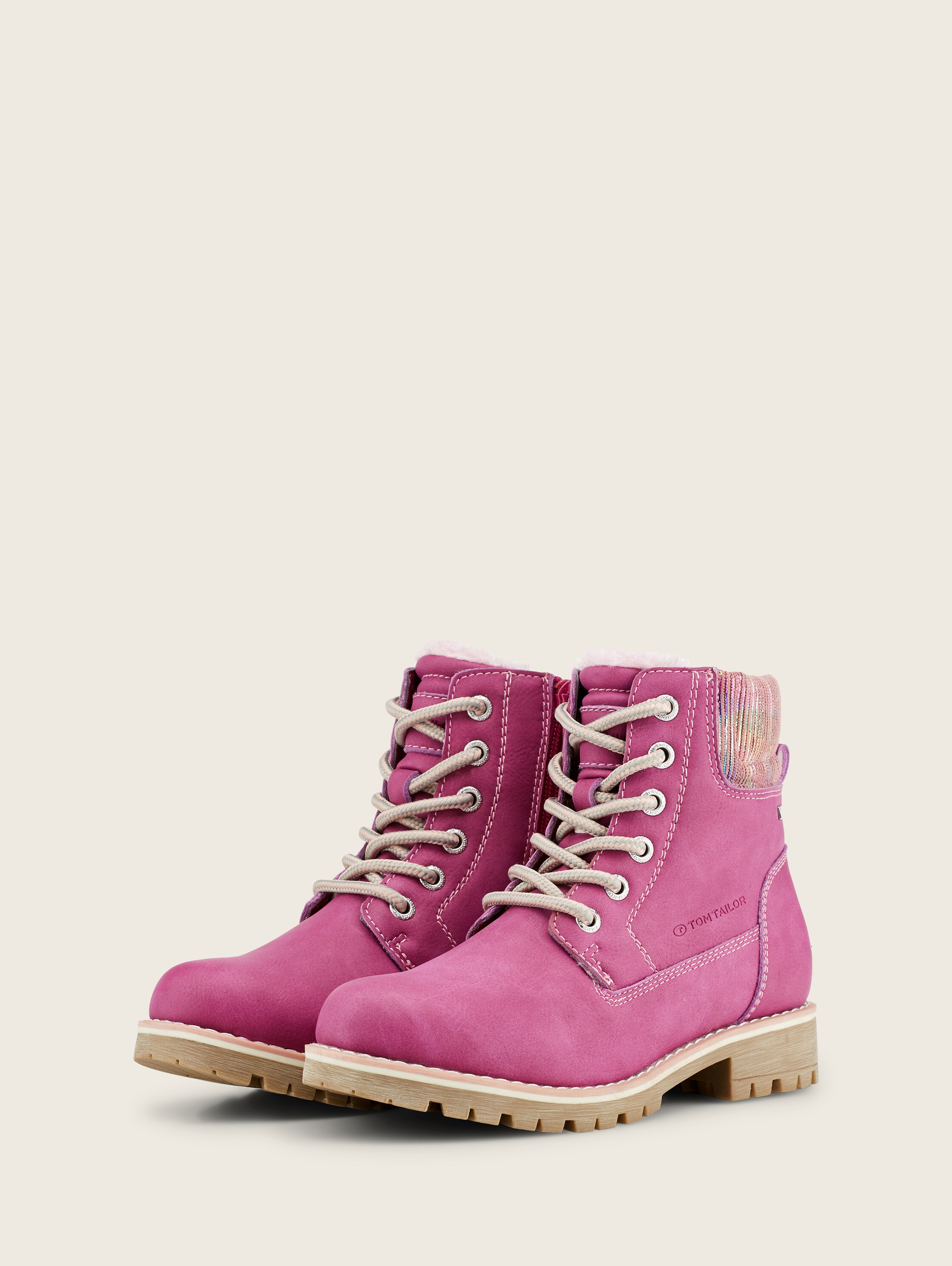 Gefütterte Stiefel - 1