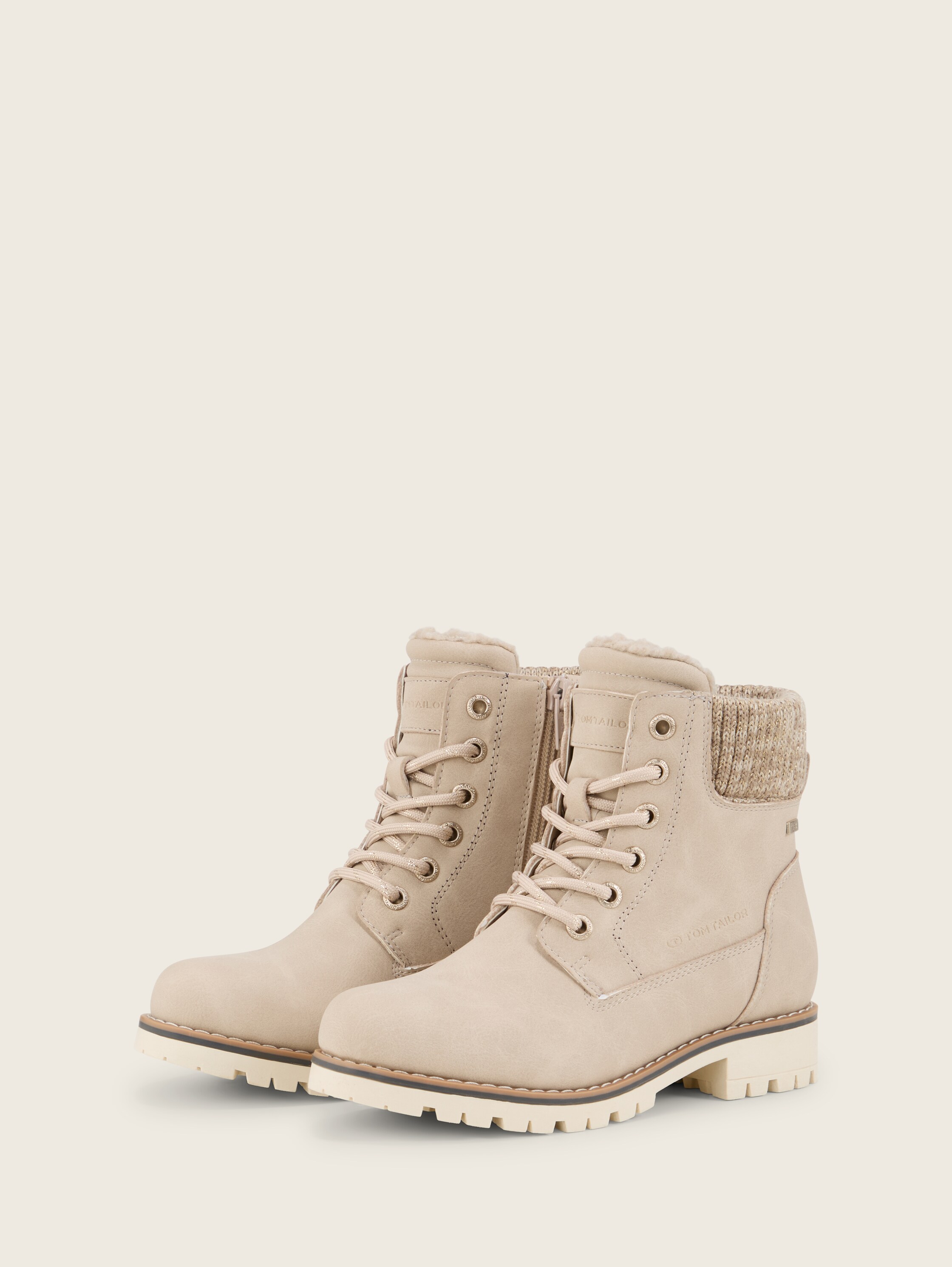 Gefütterte Stiefeletten mit Block-Absatz - cream - 