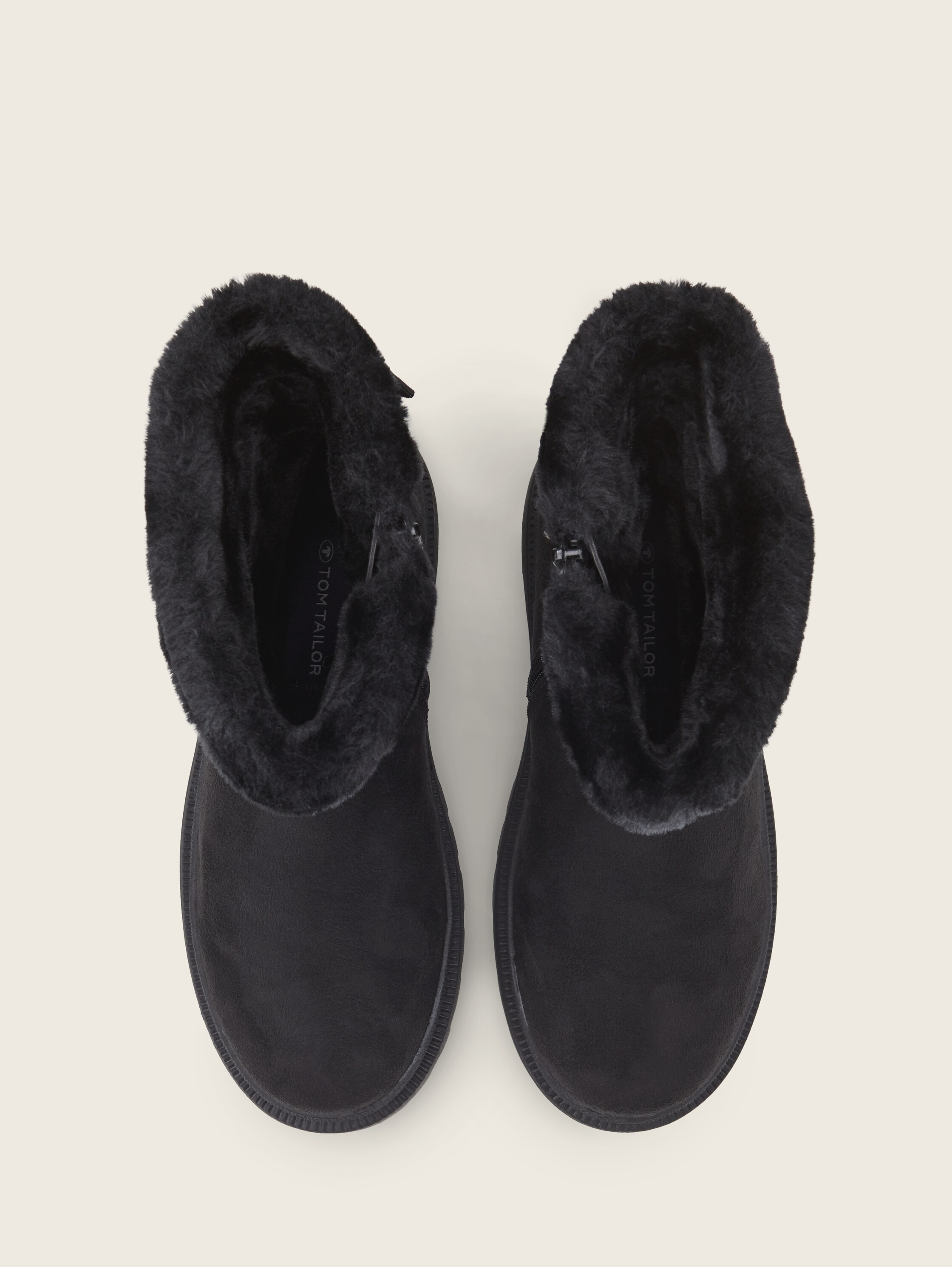 Gefütterte Stiefel - 4