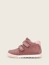 Sneaker mit hochwertigem Kunstleder - old rose - seitliche Produkt-Ansicht