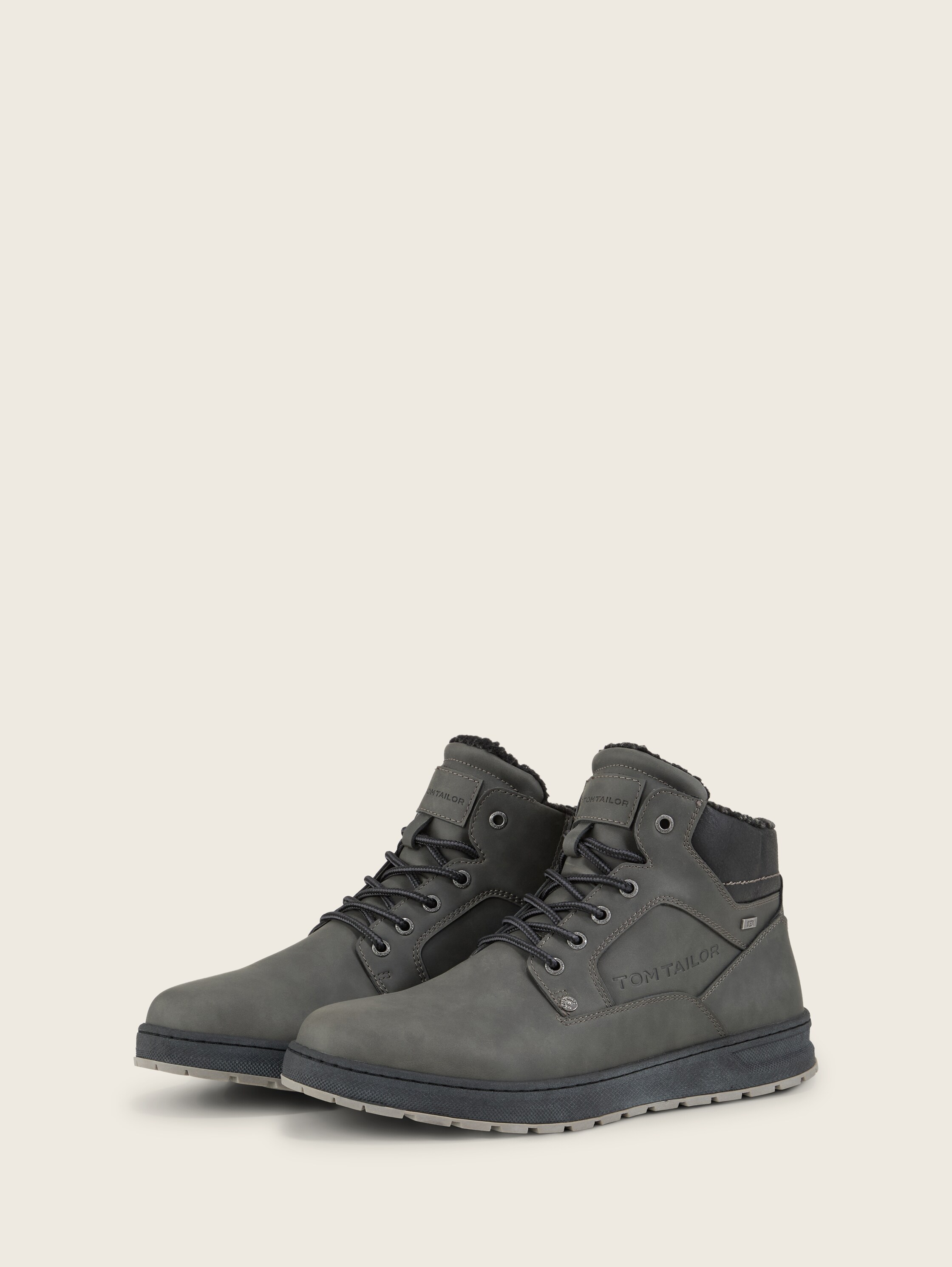 Gefütterte Stiefeletten - 1