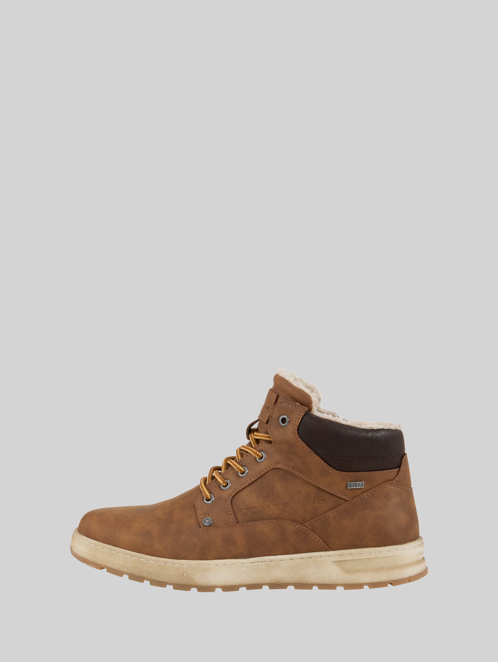 Waterproof ankle boots with lining - nuts - Product detail view
