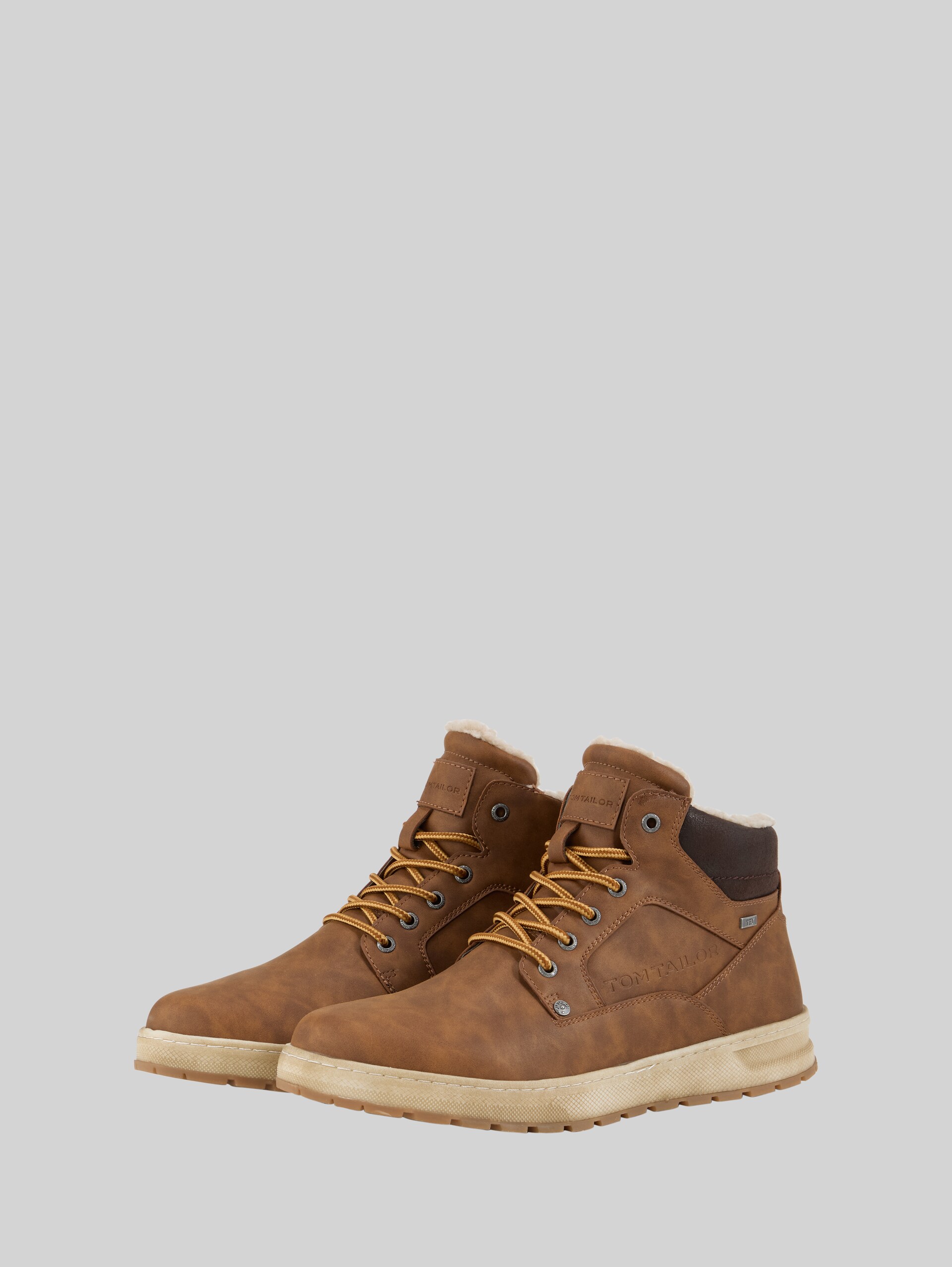 Waterproof ankle boots with lining - nuts - side product view
