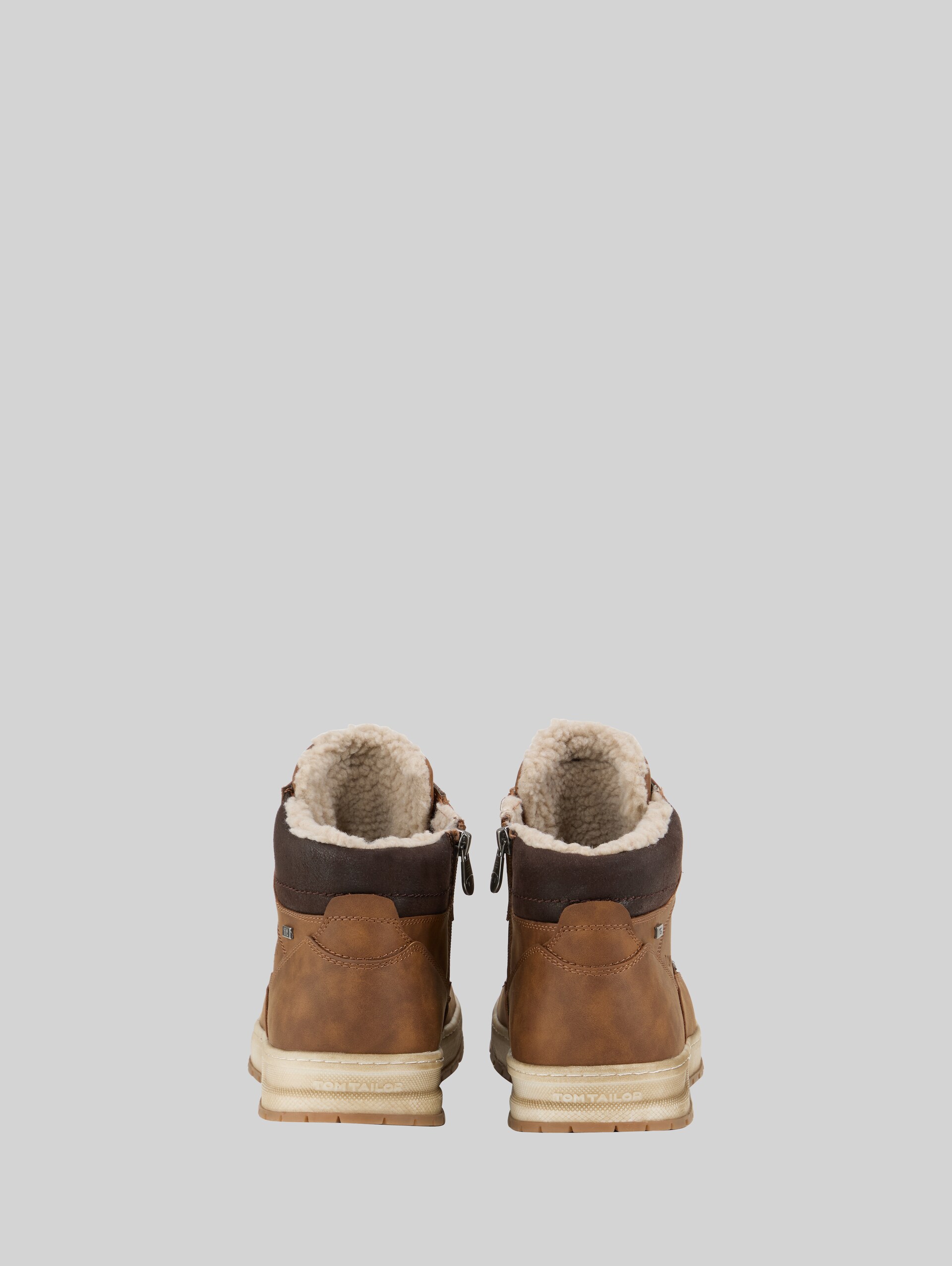 Waterproof ankle boots with lining - nuts - Product rear view