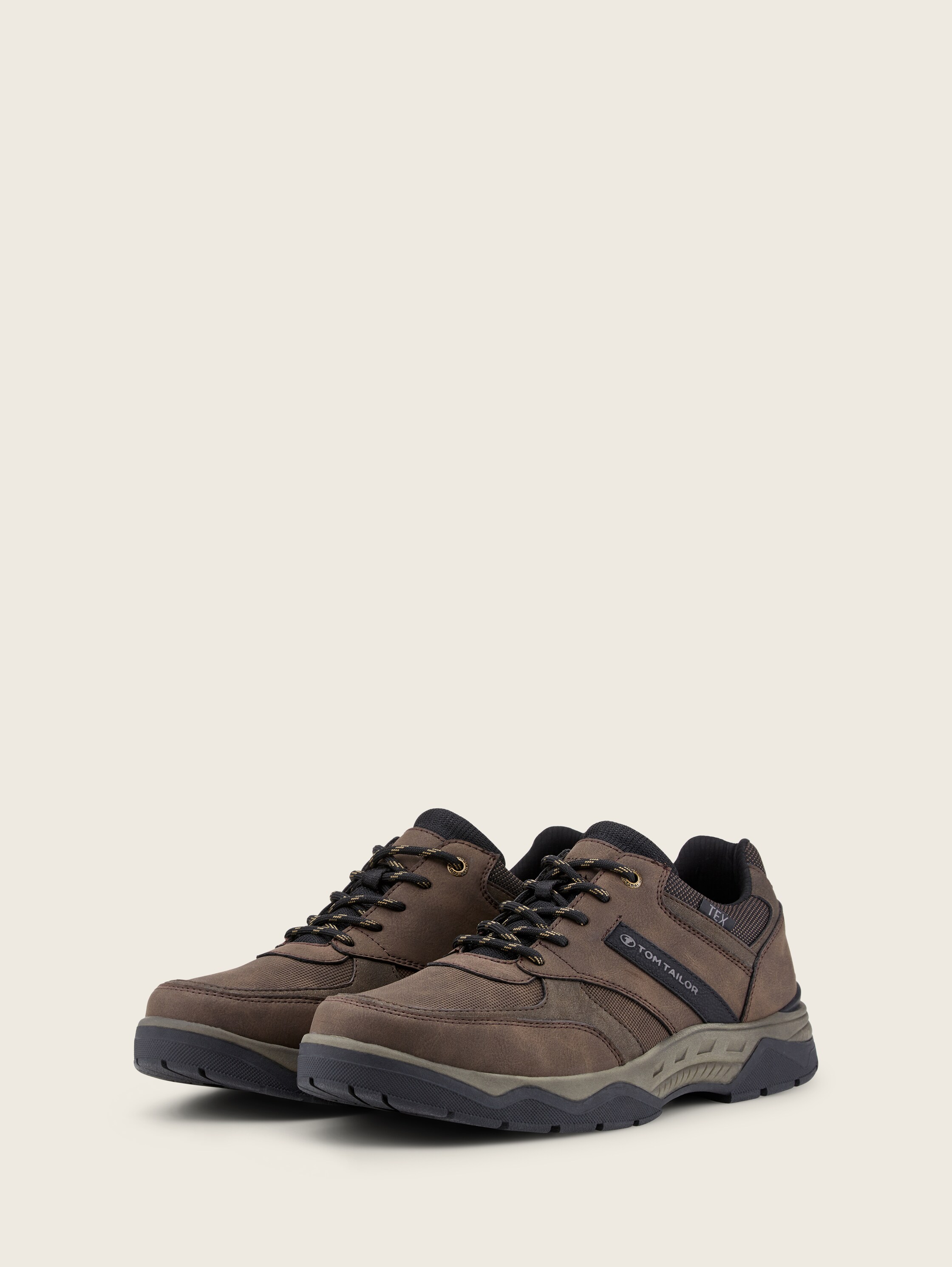 Trekking Schuhe - mokka - seitliche Produkt-Ansicht