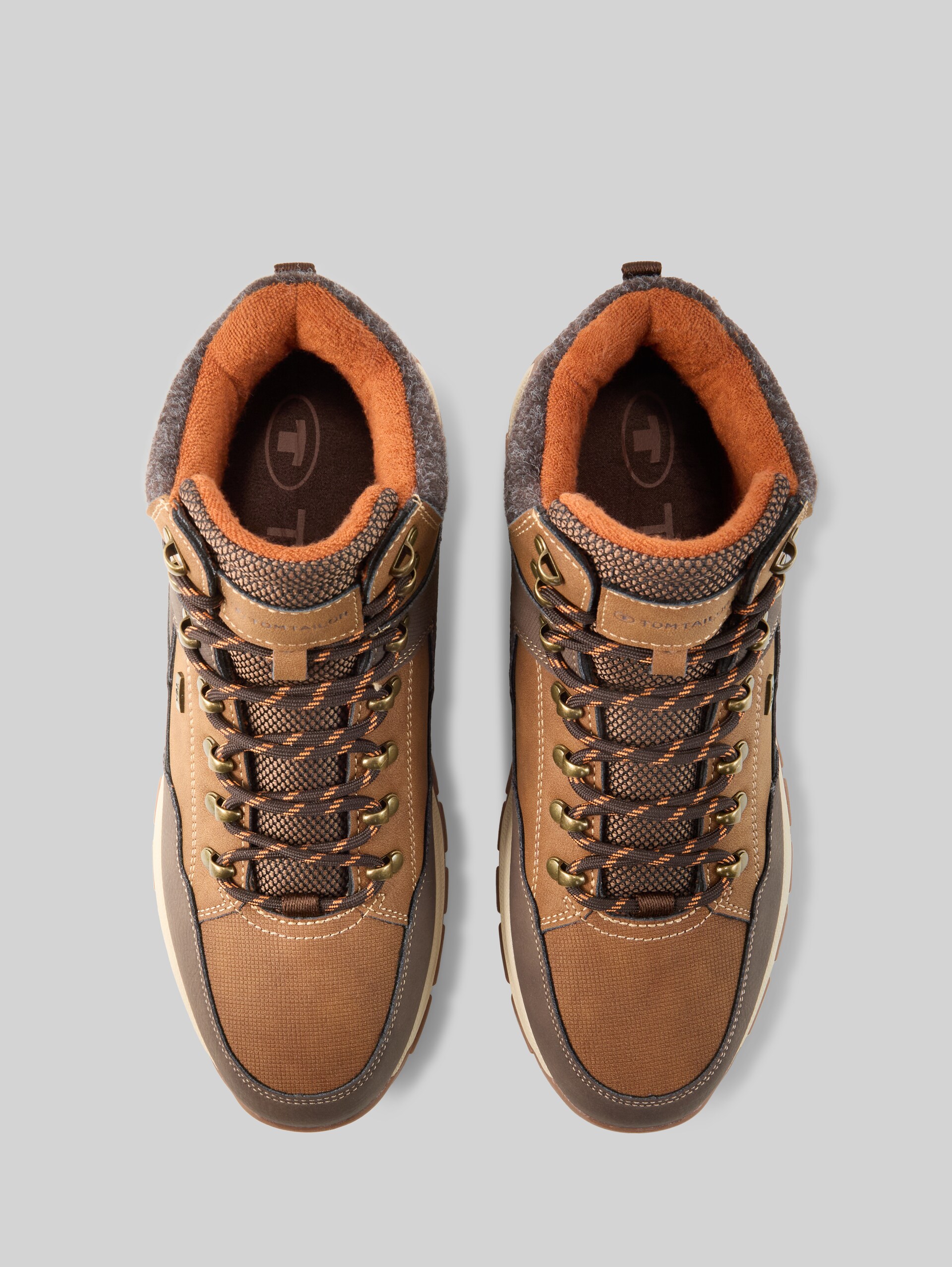 Waterdichte veterschoenen - cognac - Bovenaanzicht product 