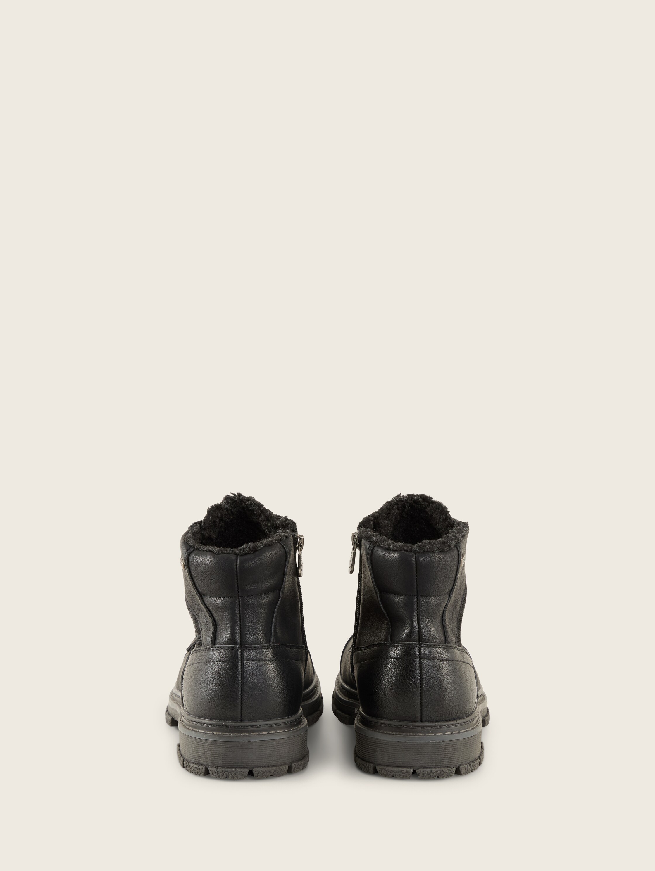 Gefütterte Stiefel - 2
