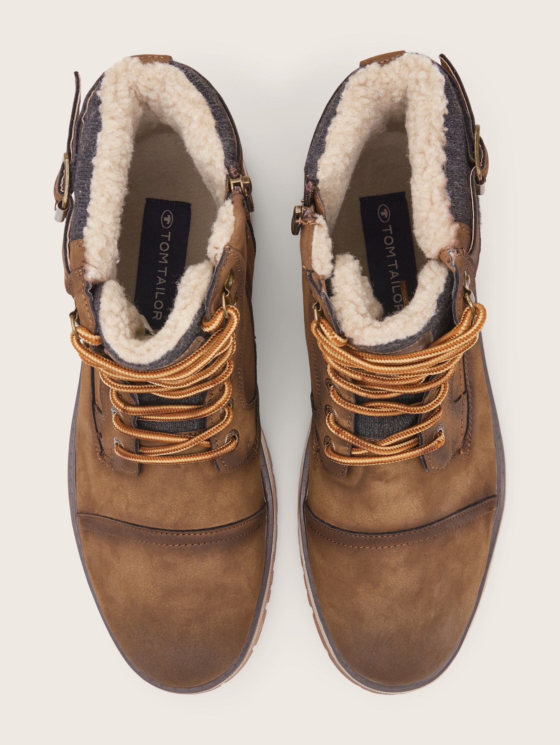 Gefütterte Stiefel - 6