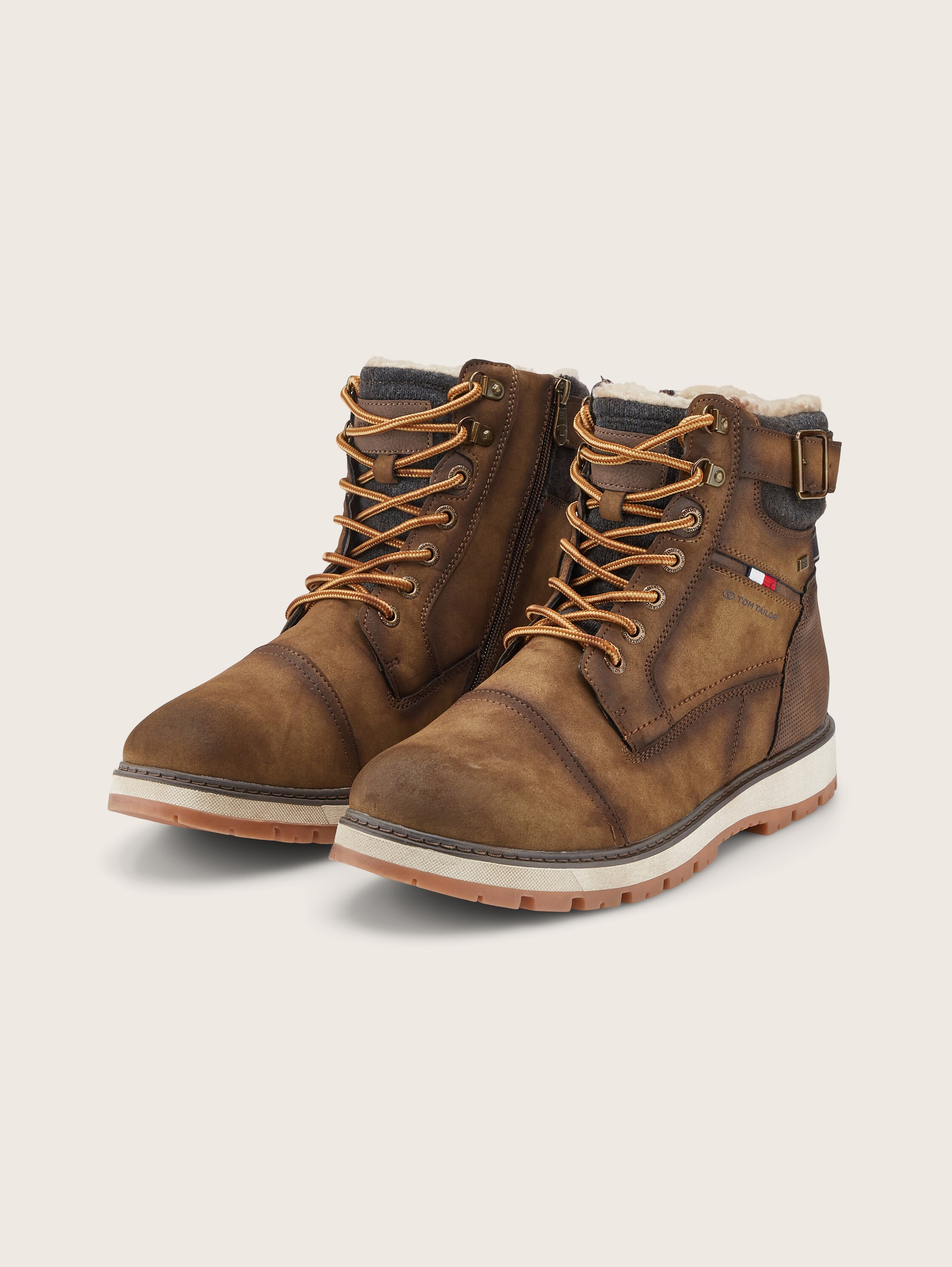 Gefütterte Stiefel - 2
