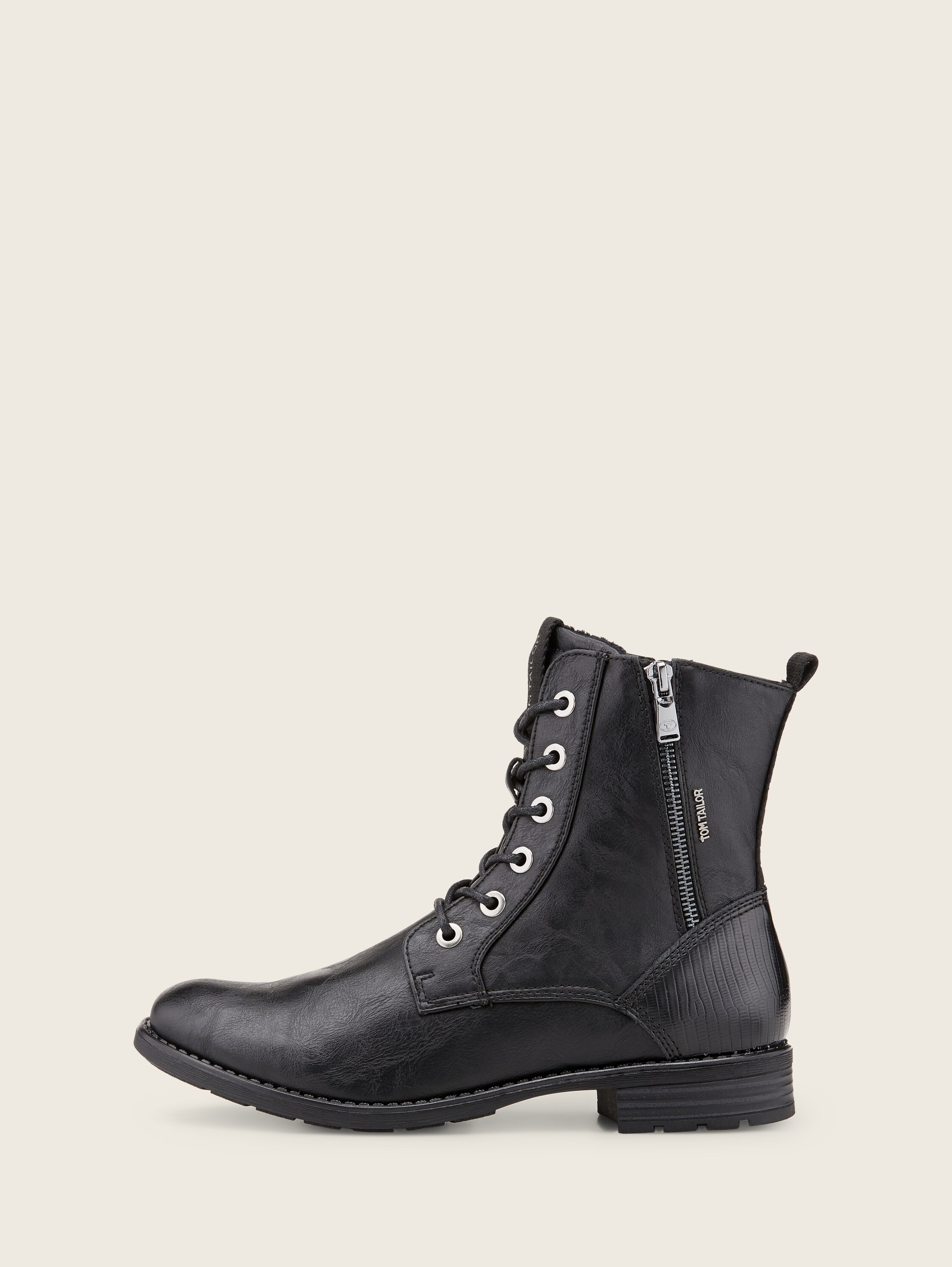 Gefütterte Stiefel - 4