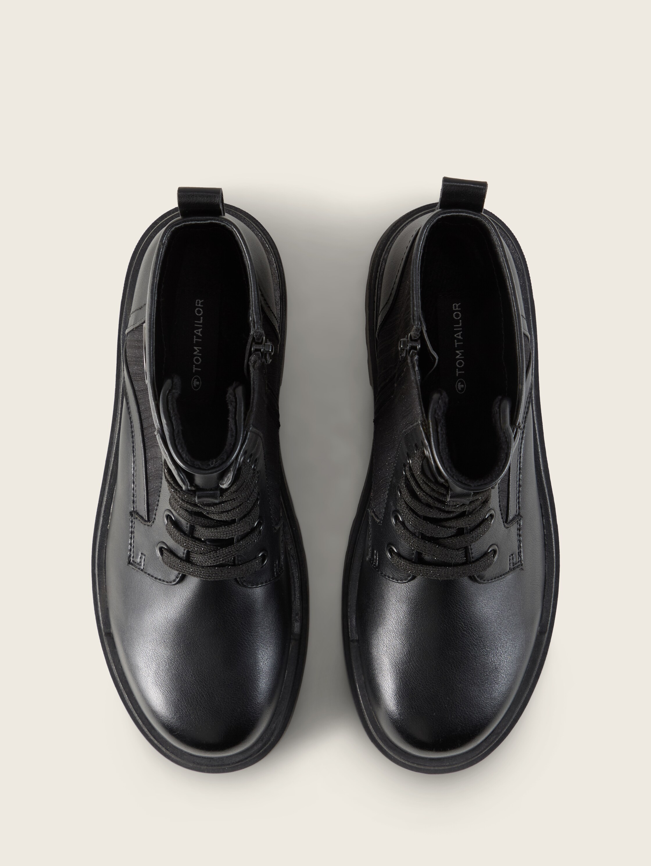 Gefütterte Stiefeletten mit Block-Absatz - black_1 - 