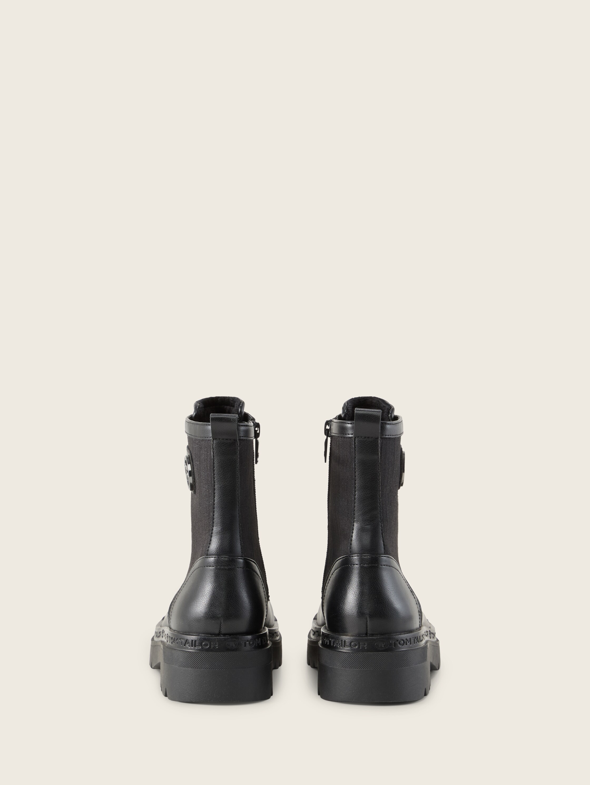 Gefütterte Stiefeletten mit Block-Absatz - black_1 - 