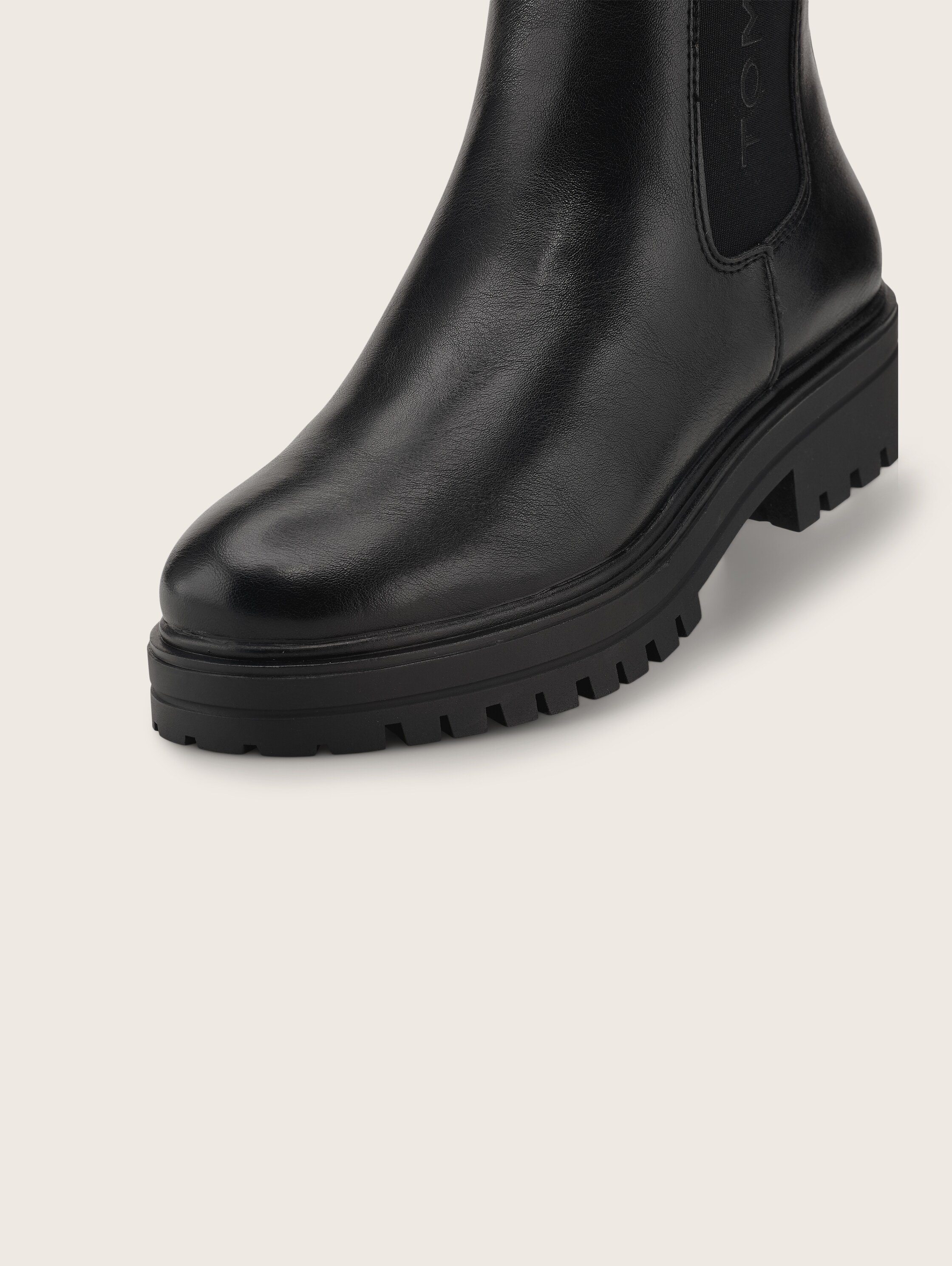 Gefütterte Stiefel mit Gummieinsatz - 5