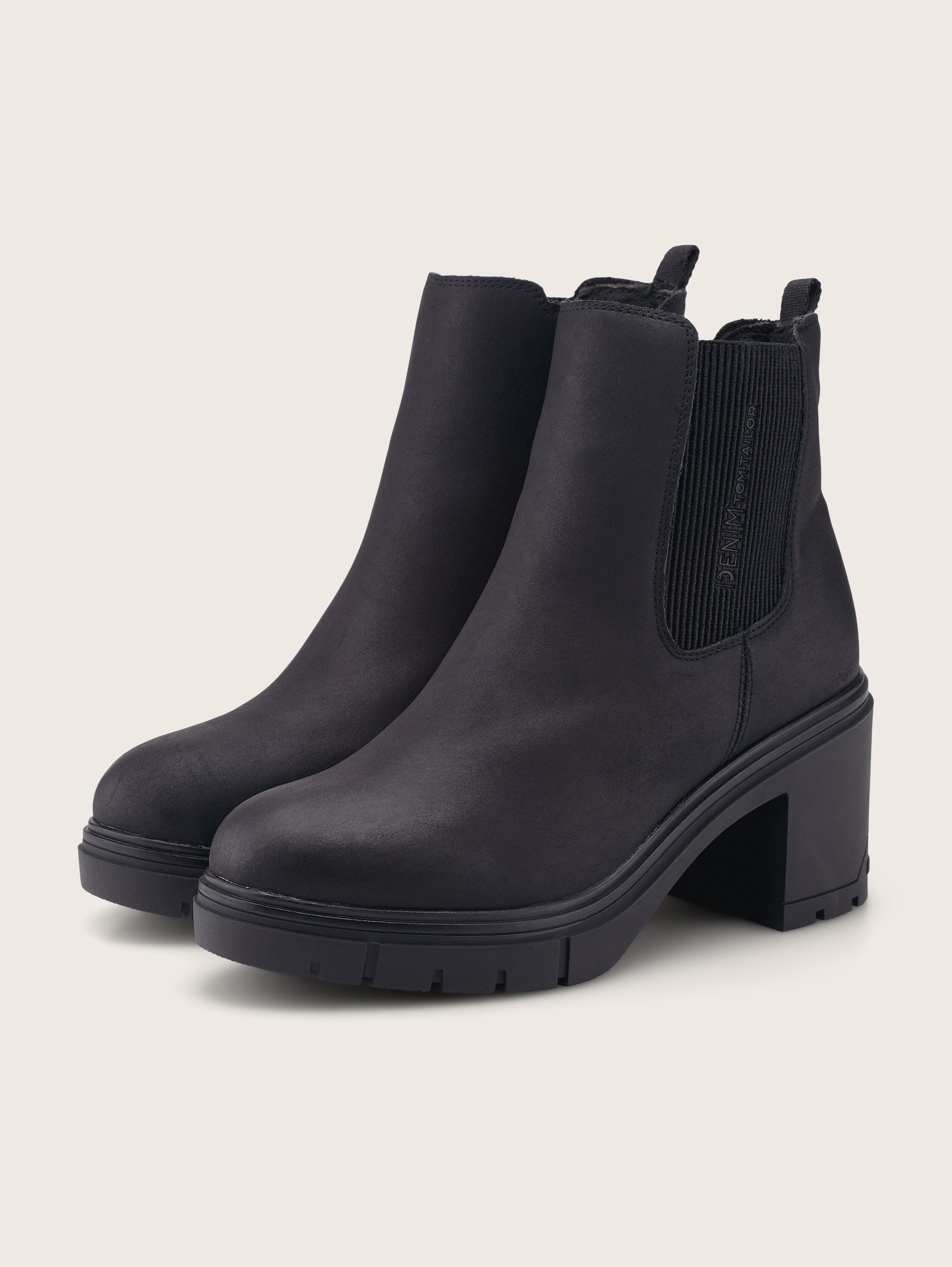Gefütterte Stiefeletten mit Block-Absatz - black - seitliche Produkt-Ansicht