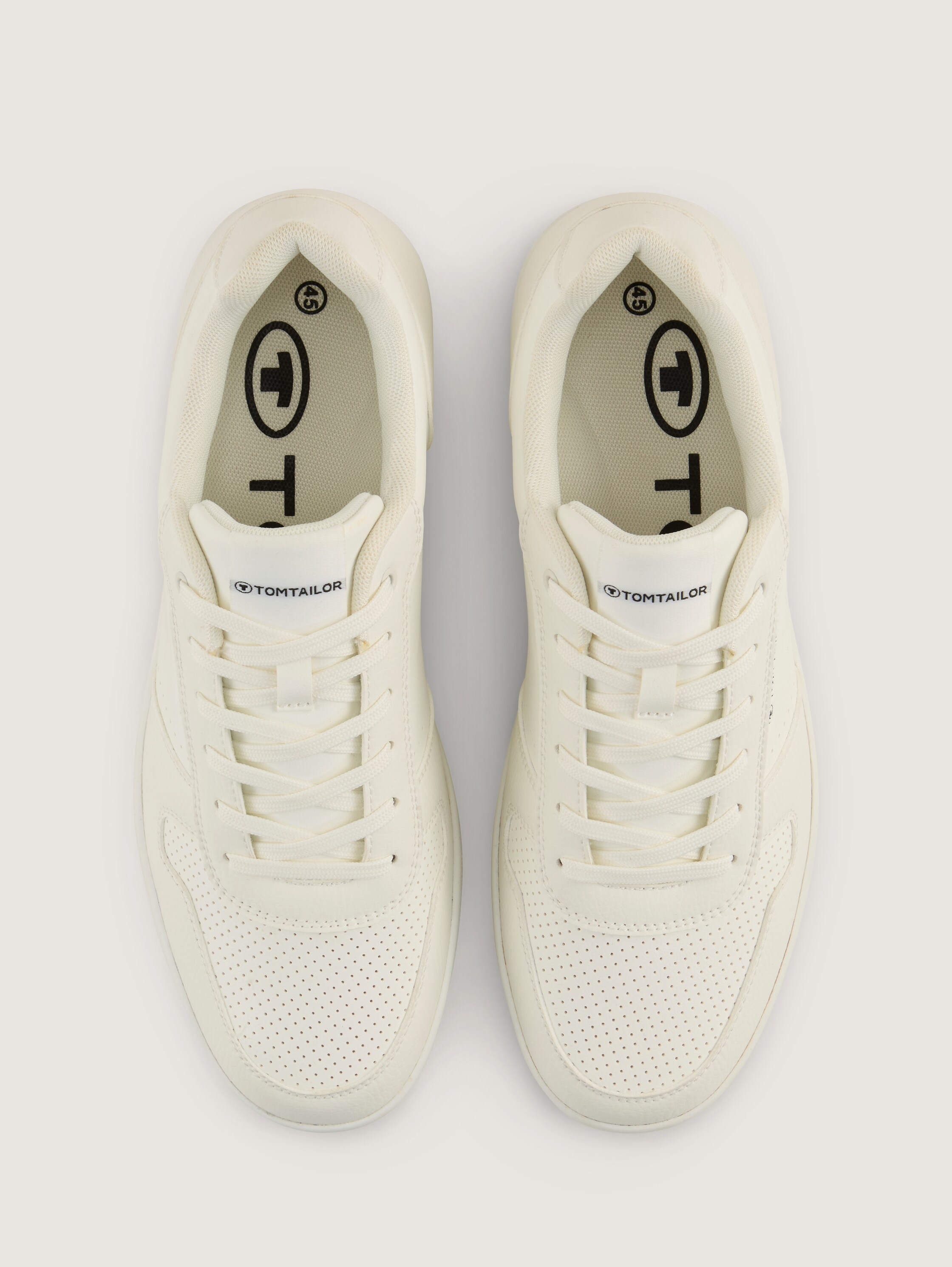 Sneaker mit Lochmuster - 4