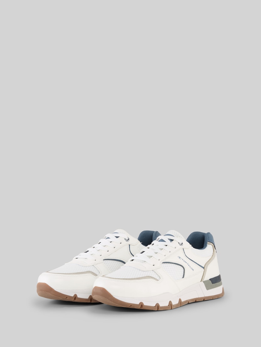 Sneaker mit Mesh-Einsatz von Men, white