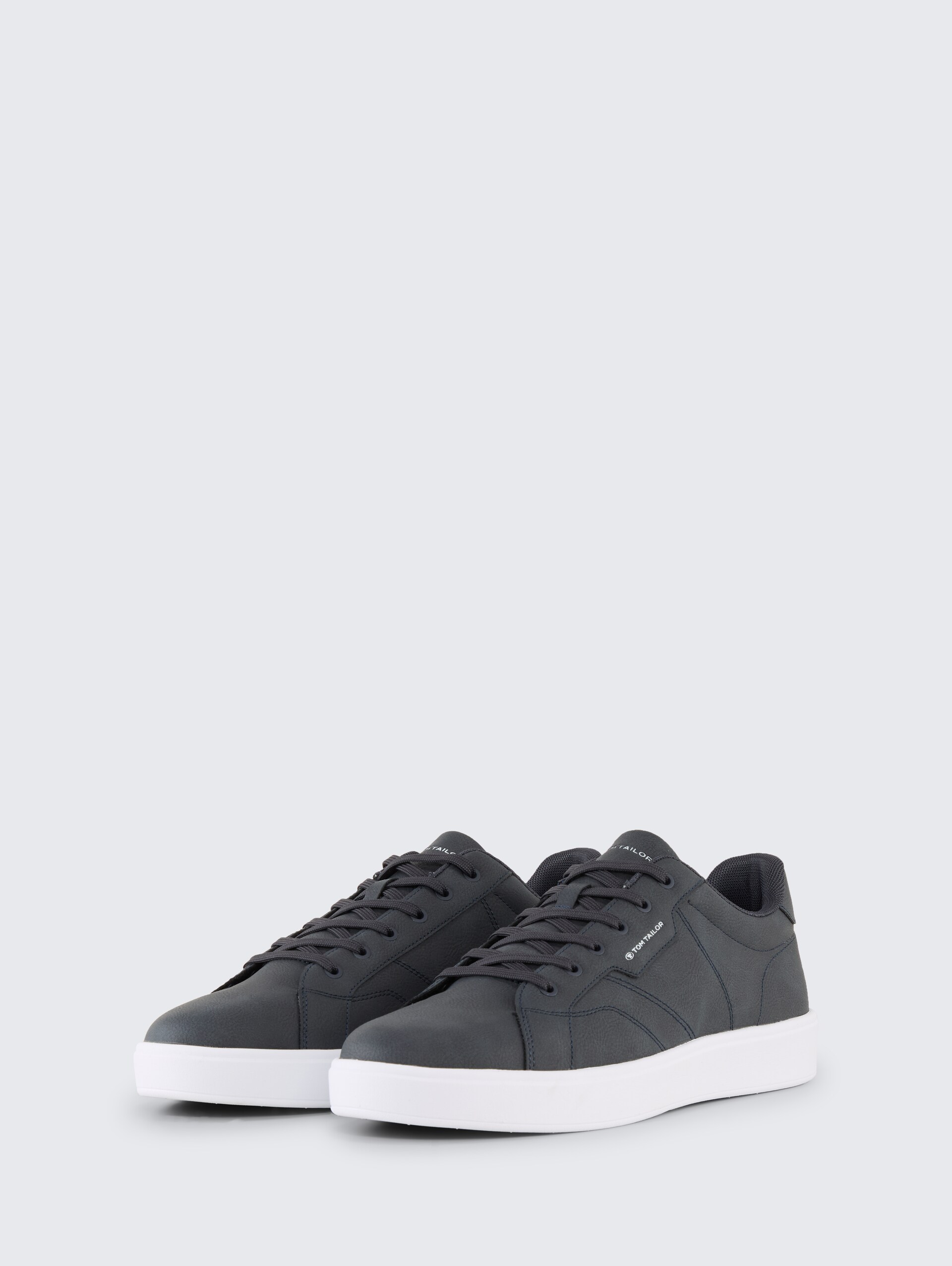 Sneaker aus Lederimitat - navy - seitliche Produkt-Ansicht