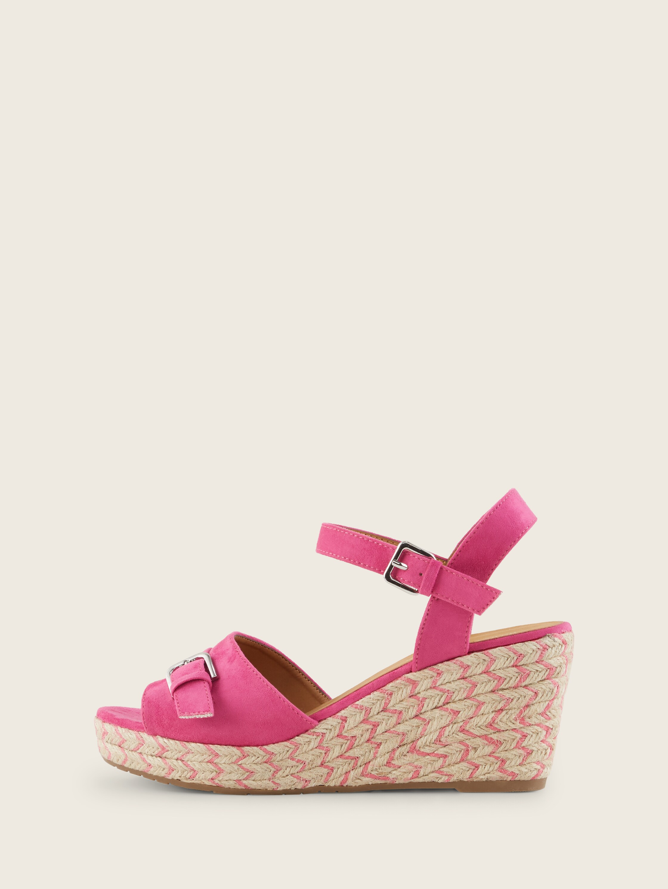 Sandalen mit Keilabsatz - 4