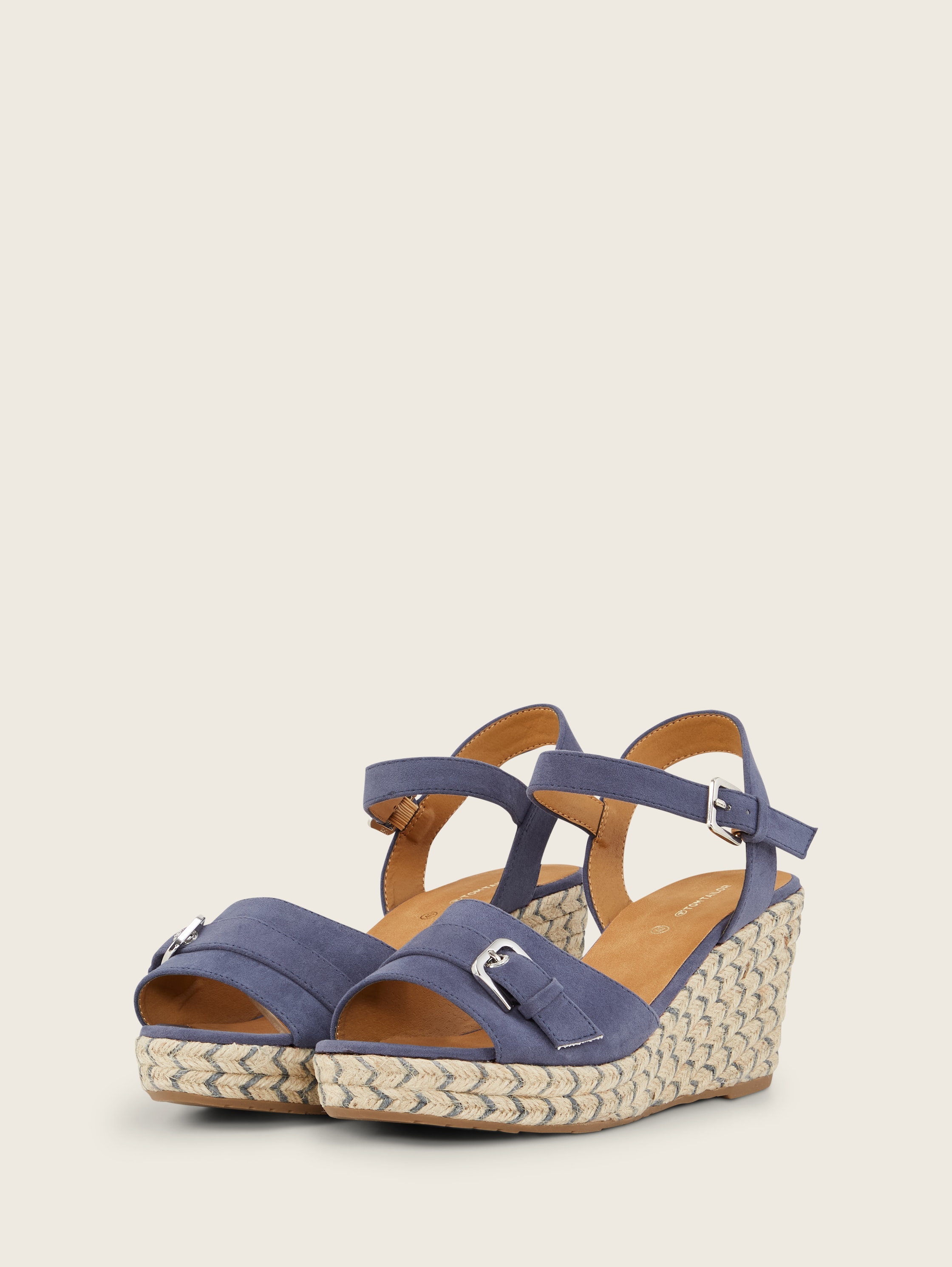 Sandalen mit Keilabsatz