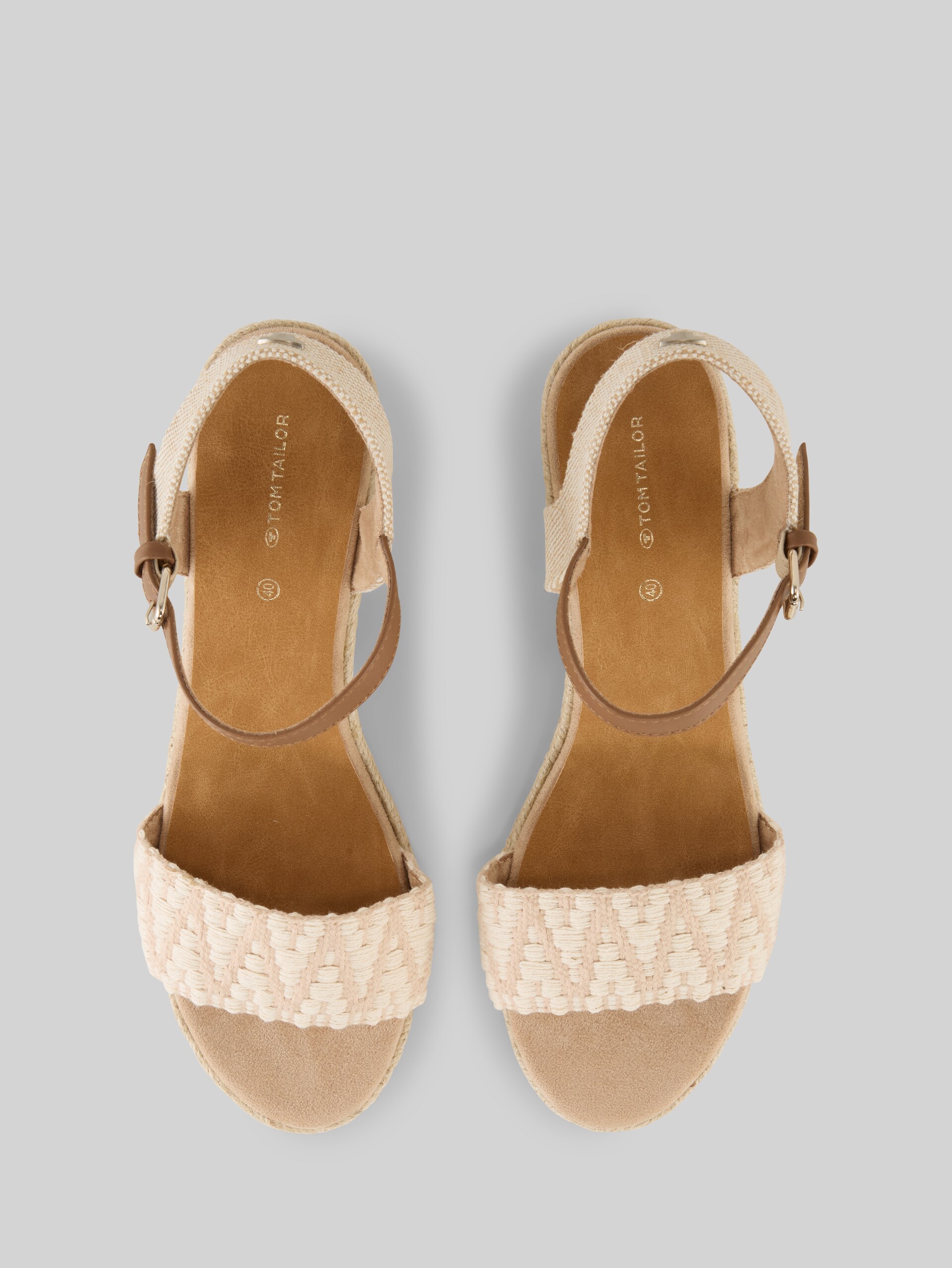 Sandals with wedge heels - offwhite-sand - Product view from top 