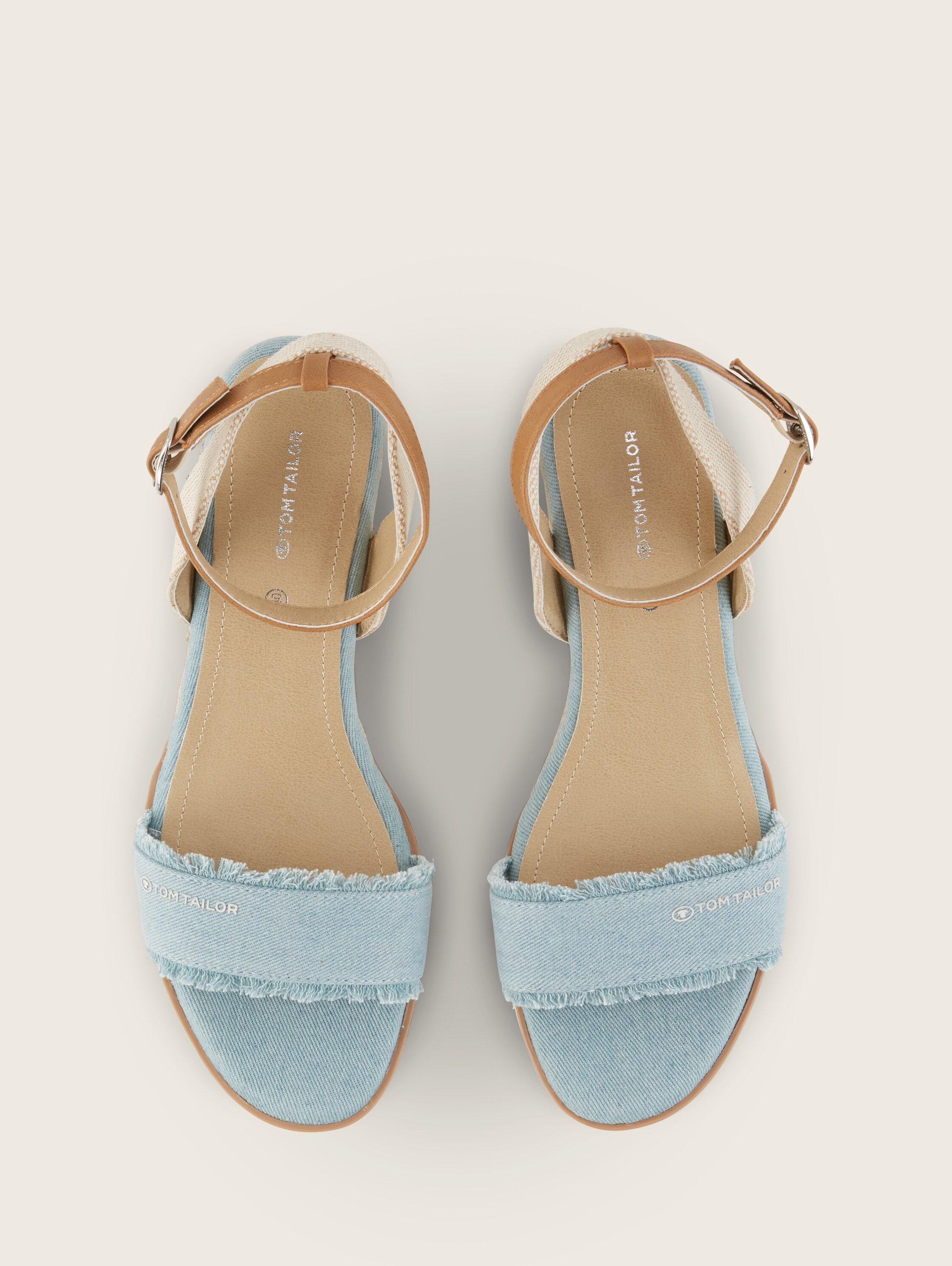 Keilsandalette mit hochwertigem Kunstleder - sky - 